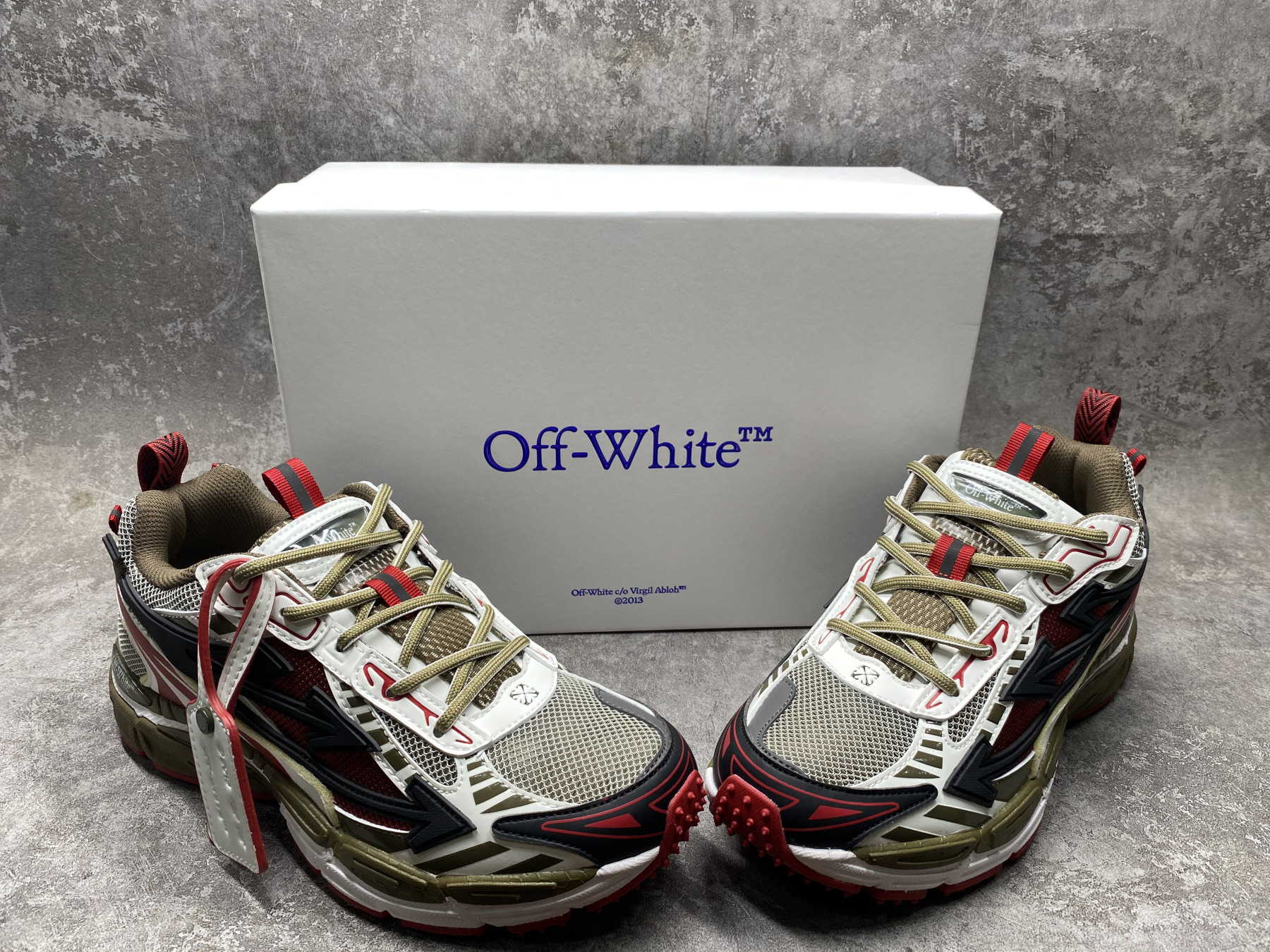 UA Off-White "BE RIGHT BACK"