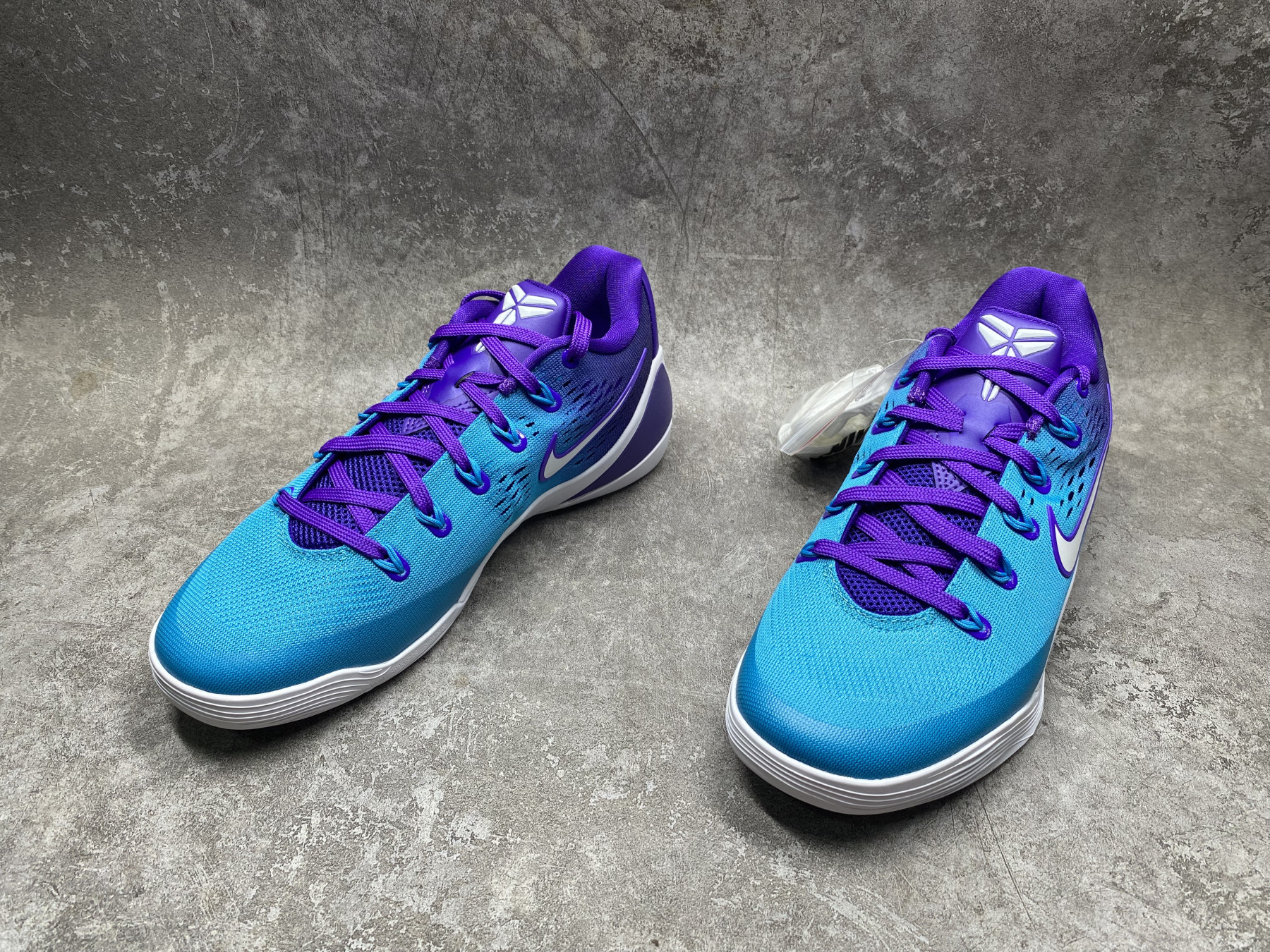 UA Nike Kobe 9 Elite Low EM Protro