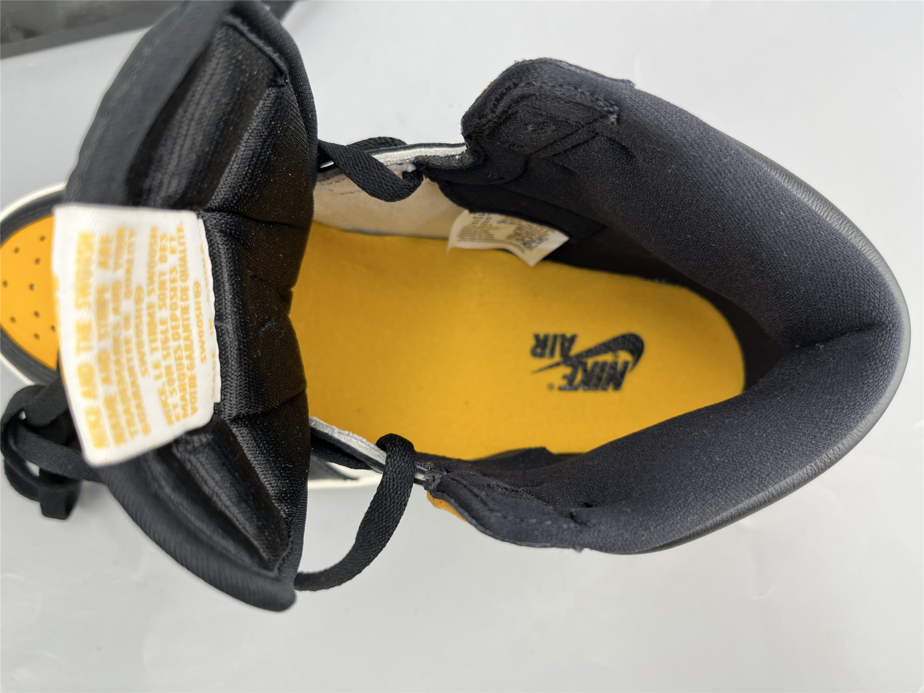 UA AIR JORDAN 1 RETRO HIGH OG 