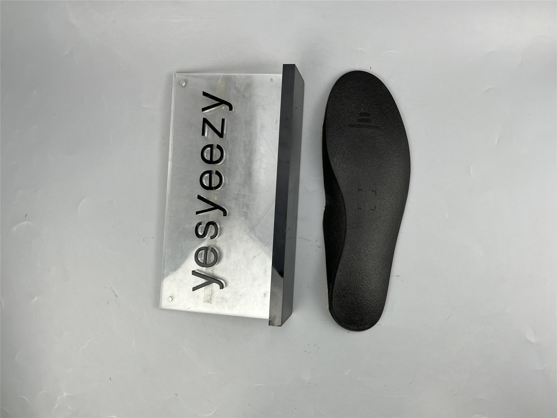 UA AIR JORDAN 1 RETRO HIGH OG 