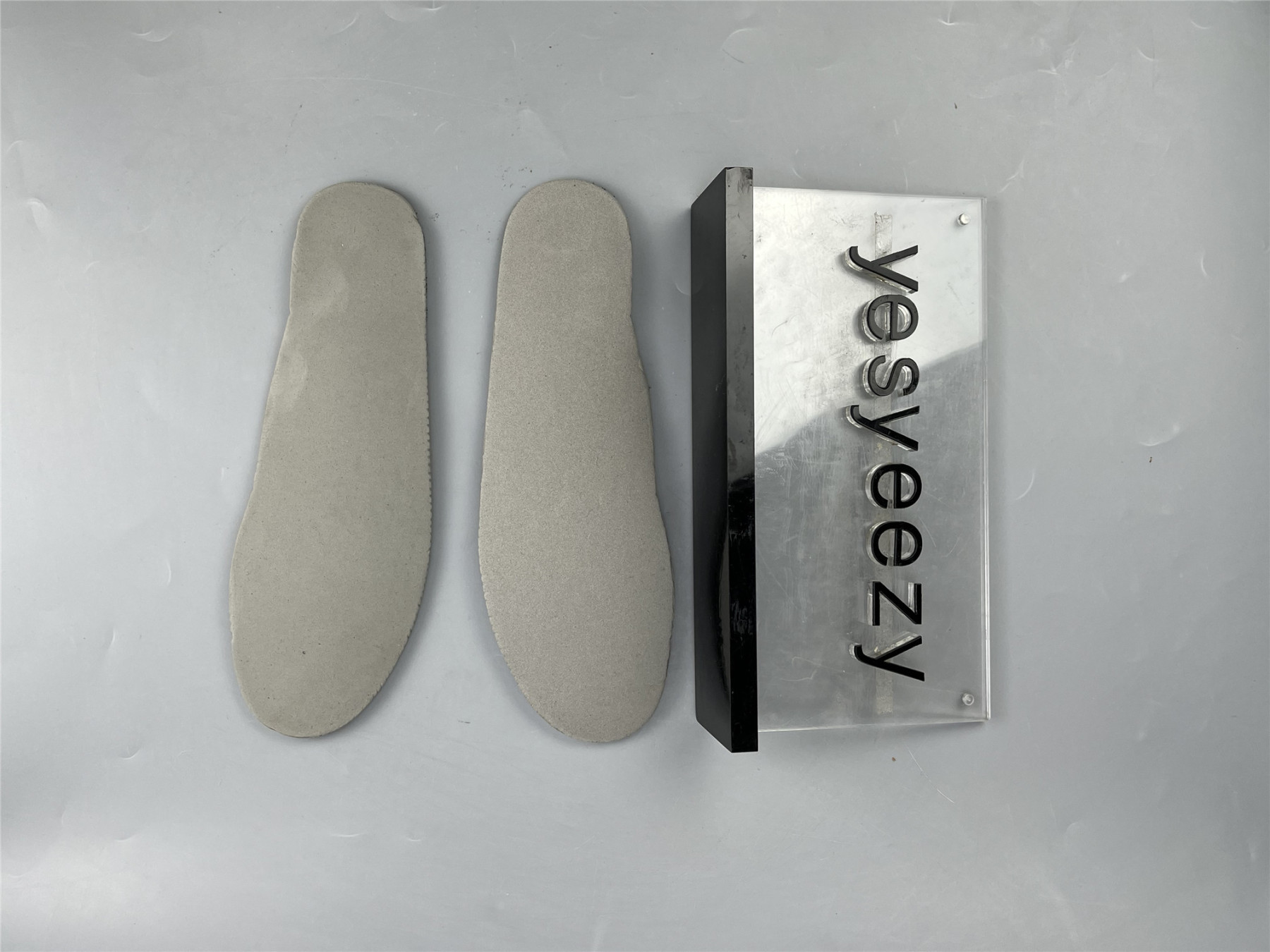 UA NIKE DUNK LOW "GRAFFITI"