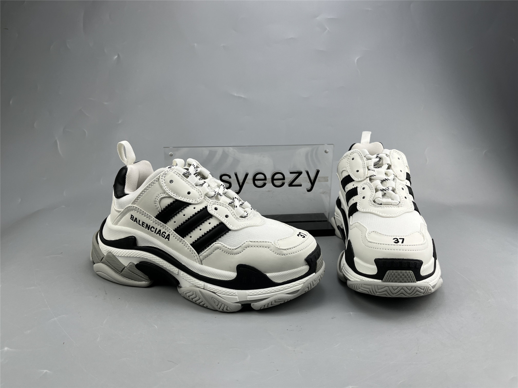 UA TRIPLE S SNEAKER WHITE BLACK