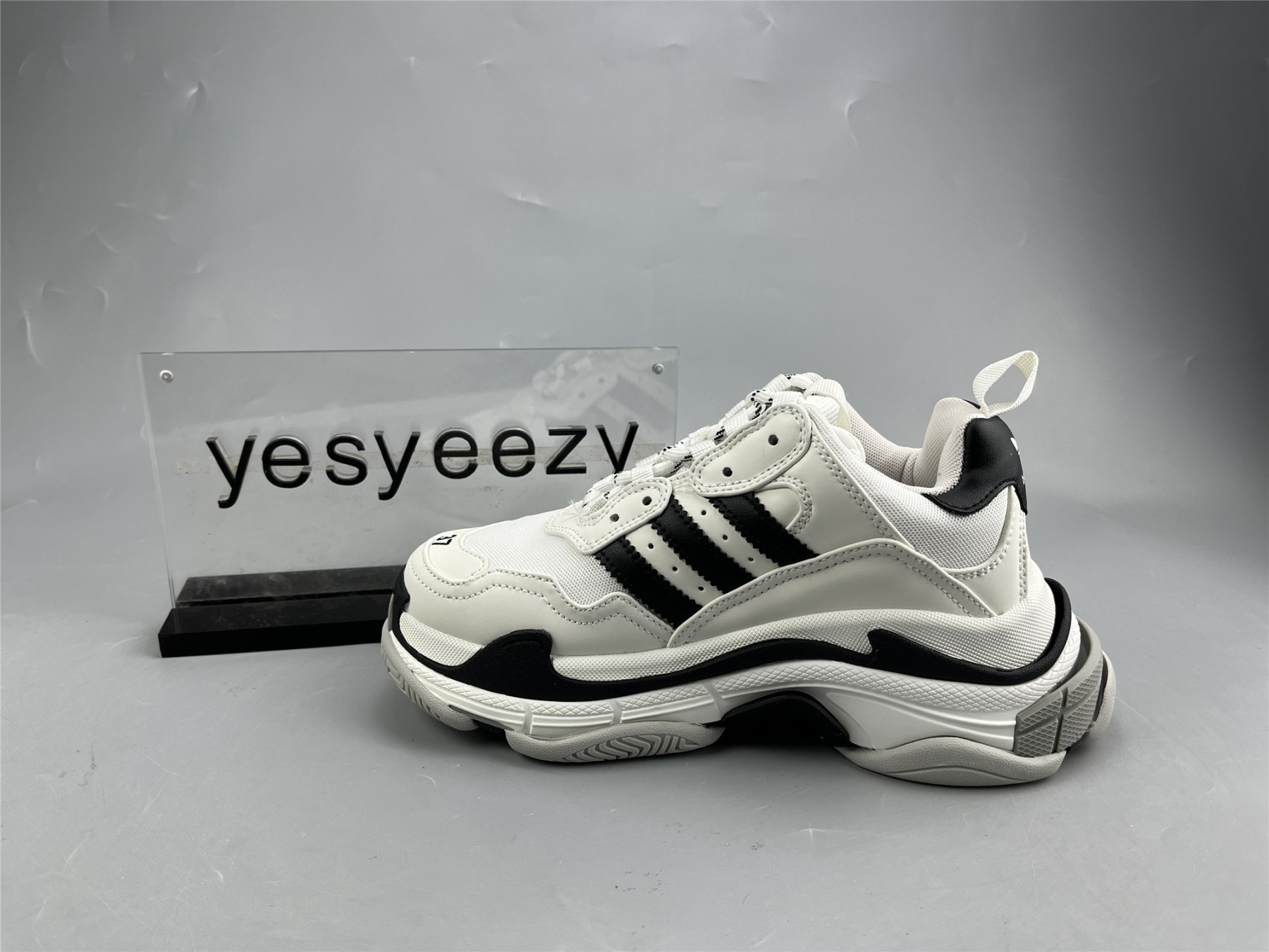 UA TRIPLE S SNEAKER WHITE BLACK