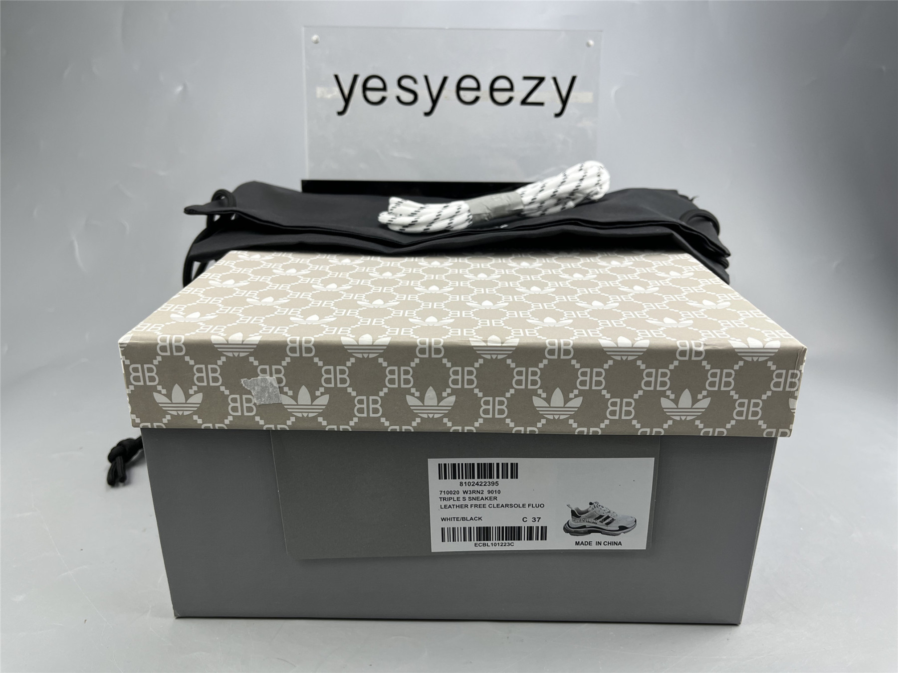 UA TRIPLE S SNEAKER WHITE BLACK