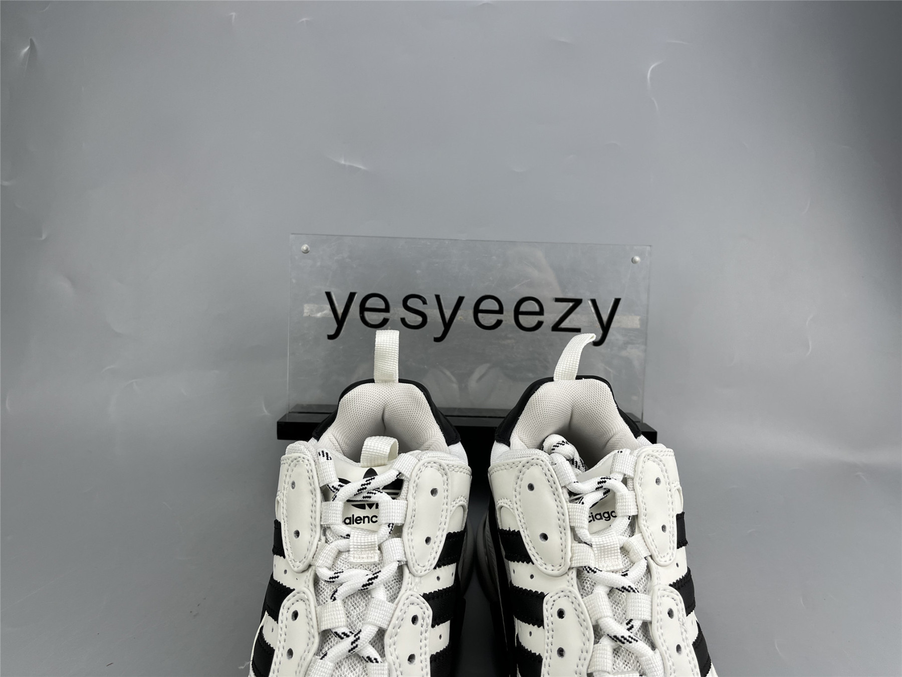 UA TRIPLE S SNEAKER WHITE BLACK