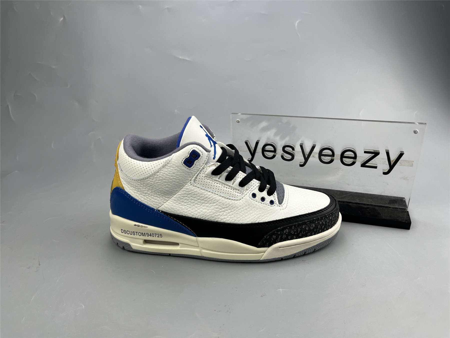 UA AIR JORDAN 3 RETRO GS 