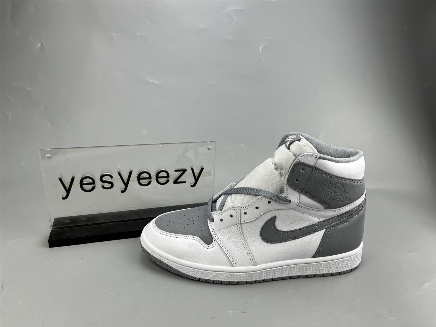 UA AIR JORDAN 1 RETRO HIGH OG 