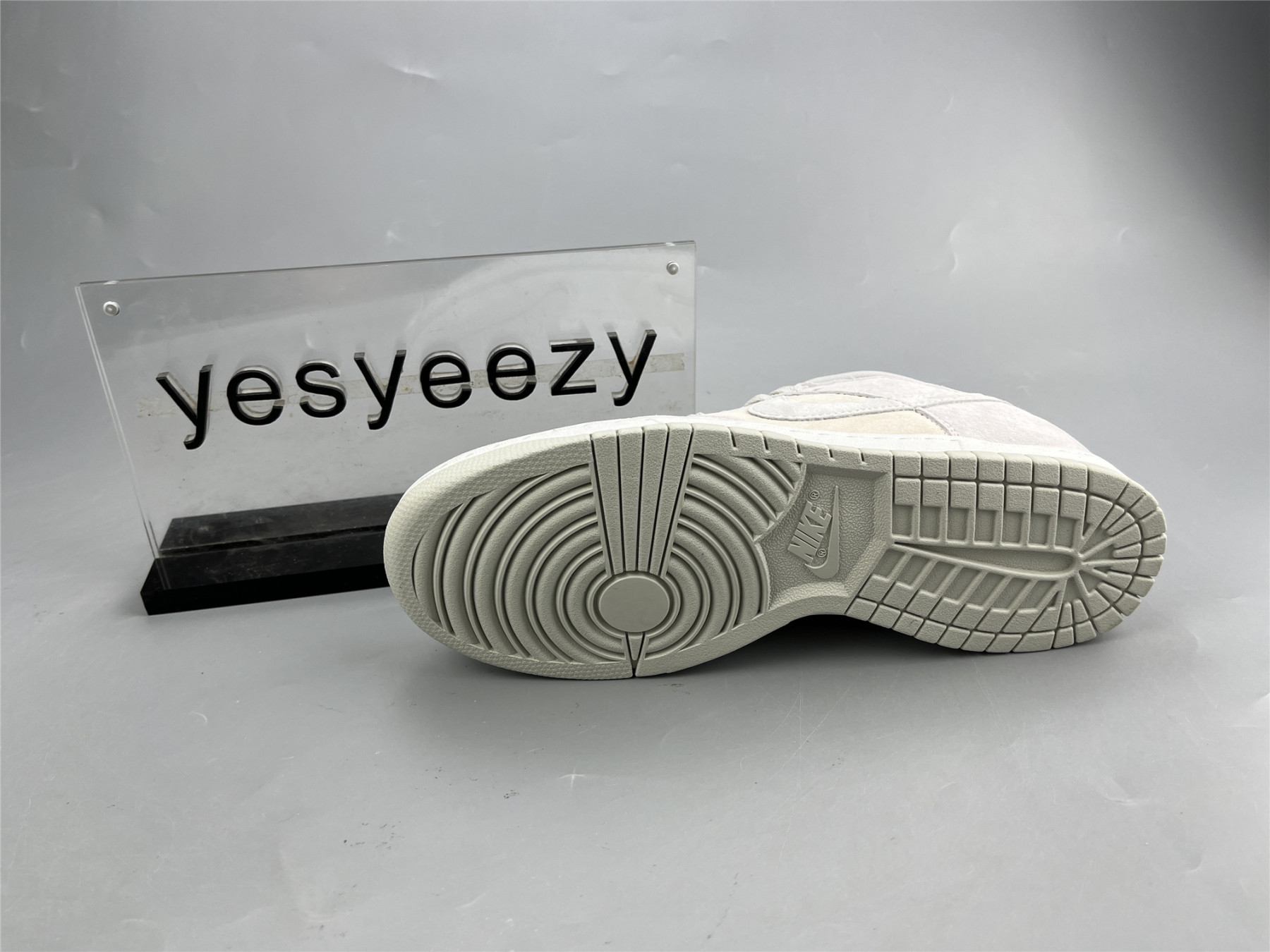 UA NIKE DUNK LOW PREMIUM 