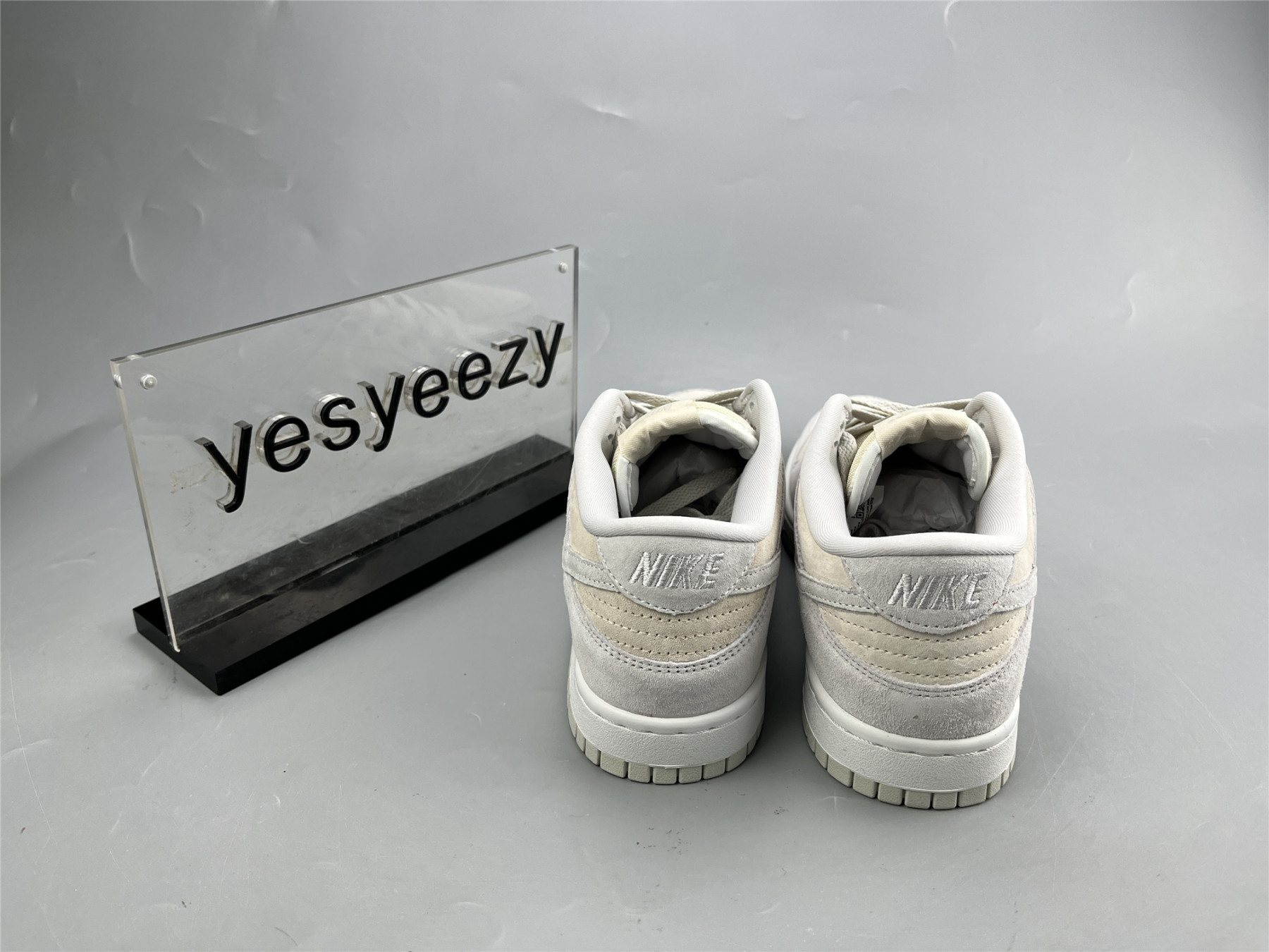 UA NIKE DUNK LOW PREMIUM 