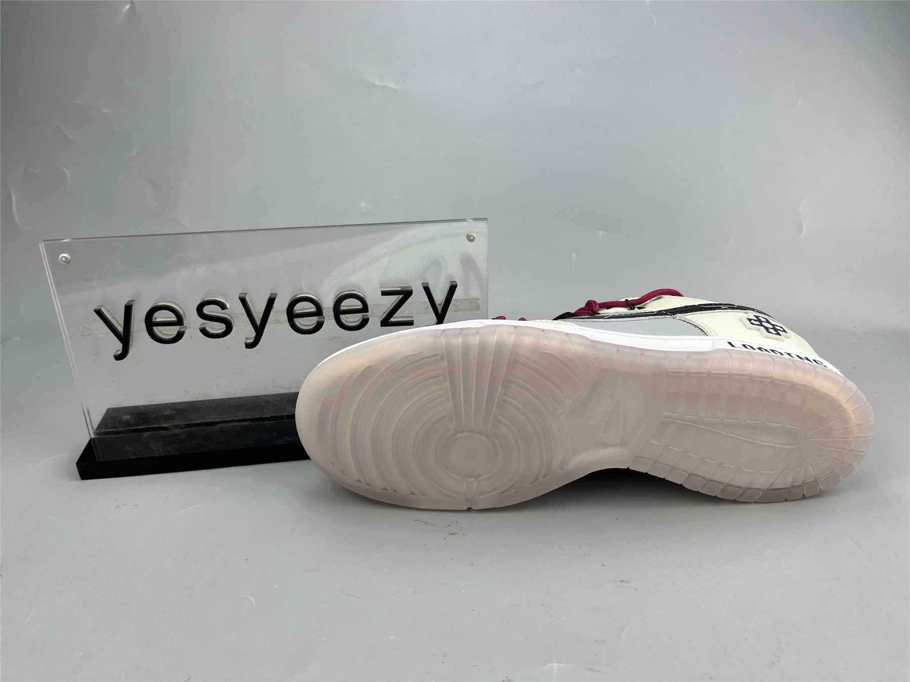 UA NIKE WMNS DUNK LOW SP 