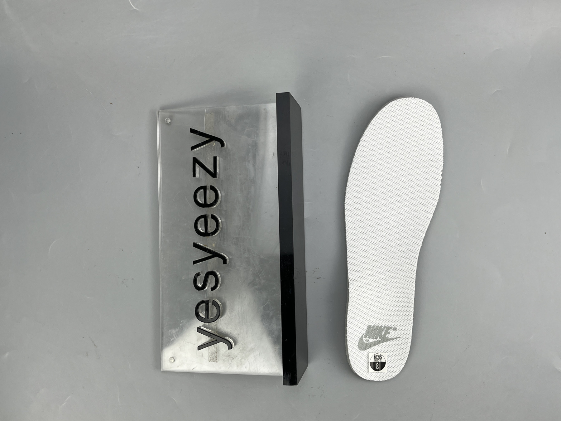 UA NIKE WMNS DUNK LOW 