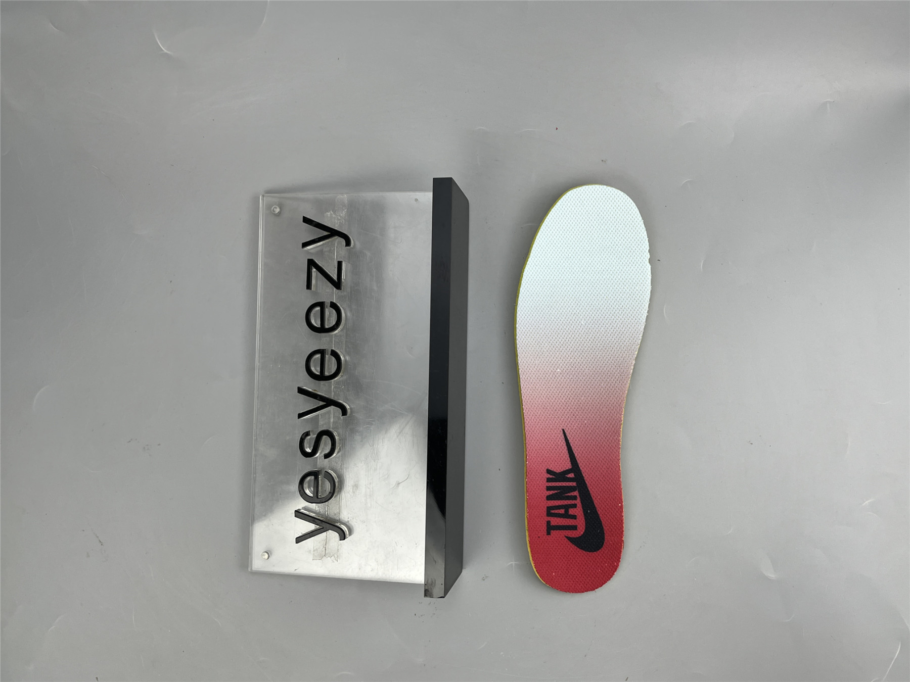 UA NIKE AIR FORCE 1 FONTANKA 