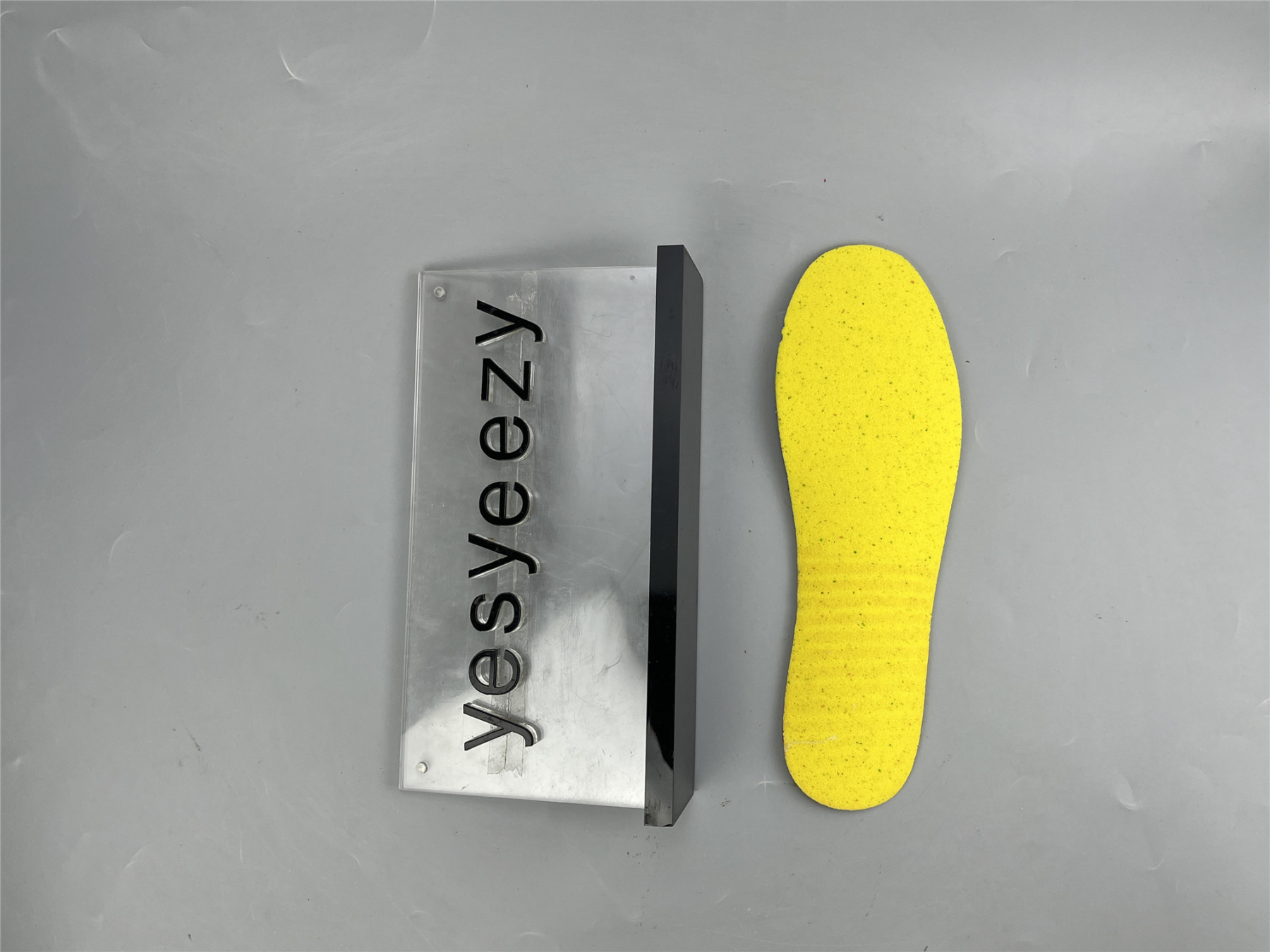 UA NIKE AIR FORCE 1 FONTANKA 