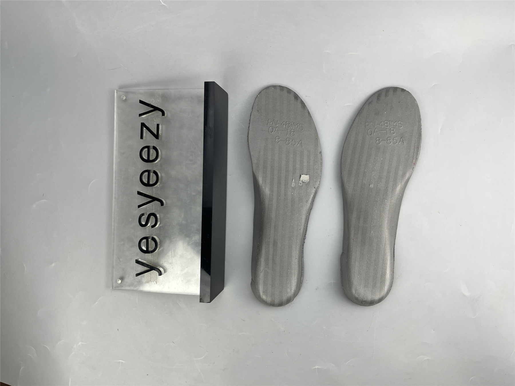 UA NIKE KOBE 5 PROTRO