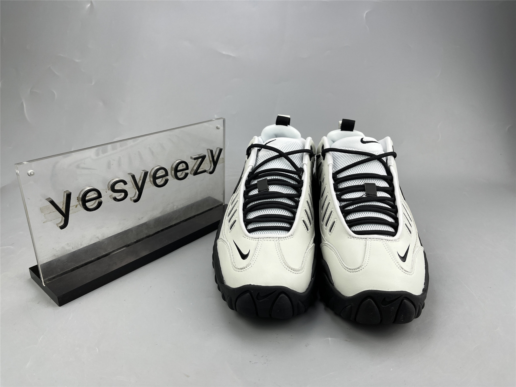 UA NIKE AMBUSH X AIR ADJUST FORCE 