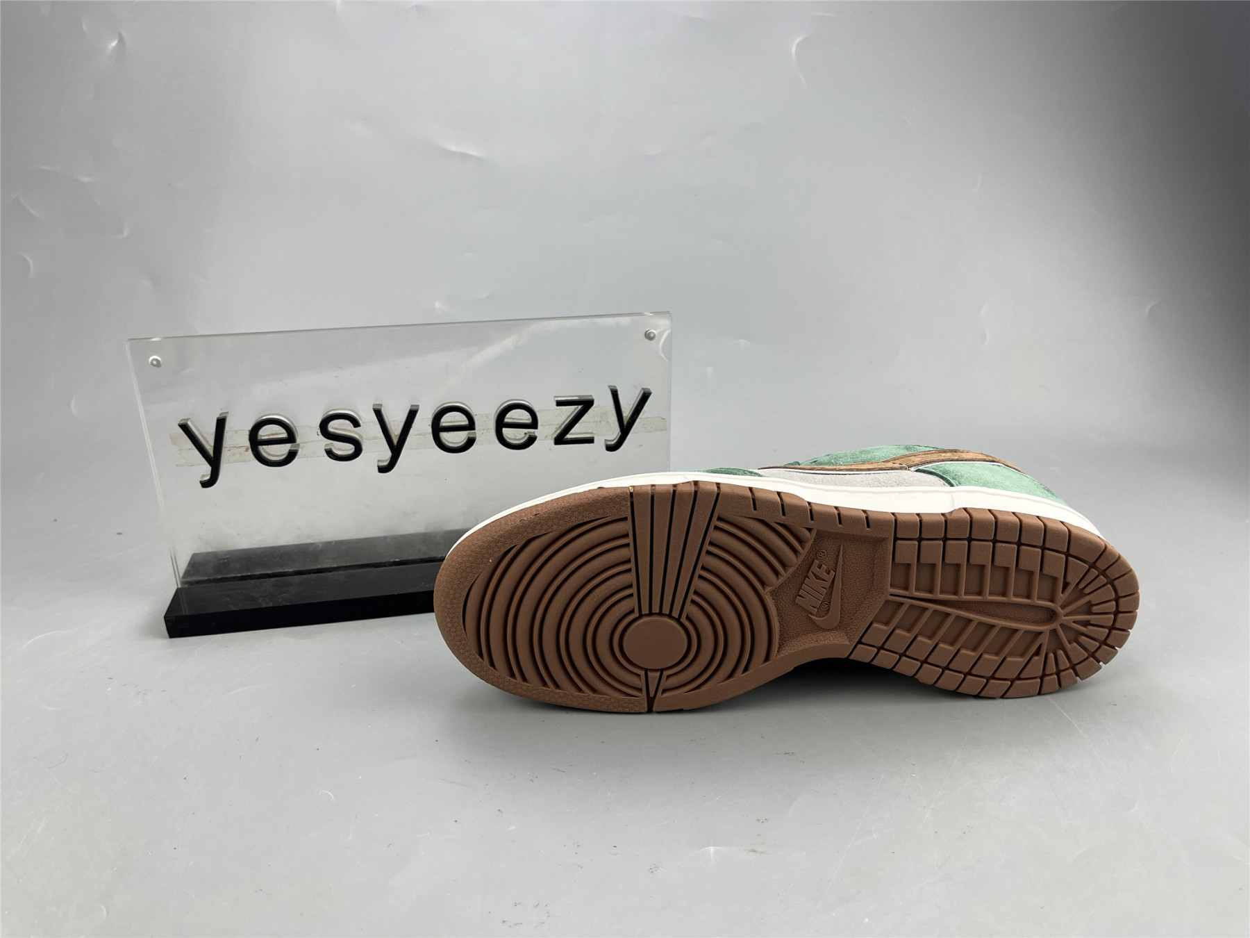 UA NIKE DUNK LOW GREY BLUE