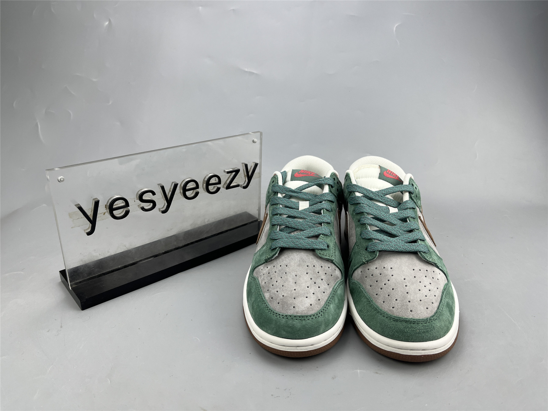 UA NIKE DUNK LOW GREY BLUE