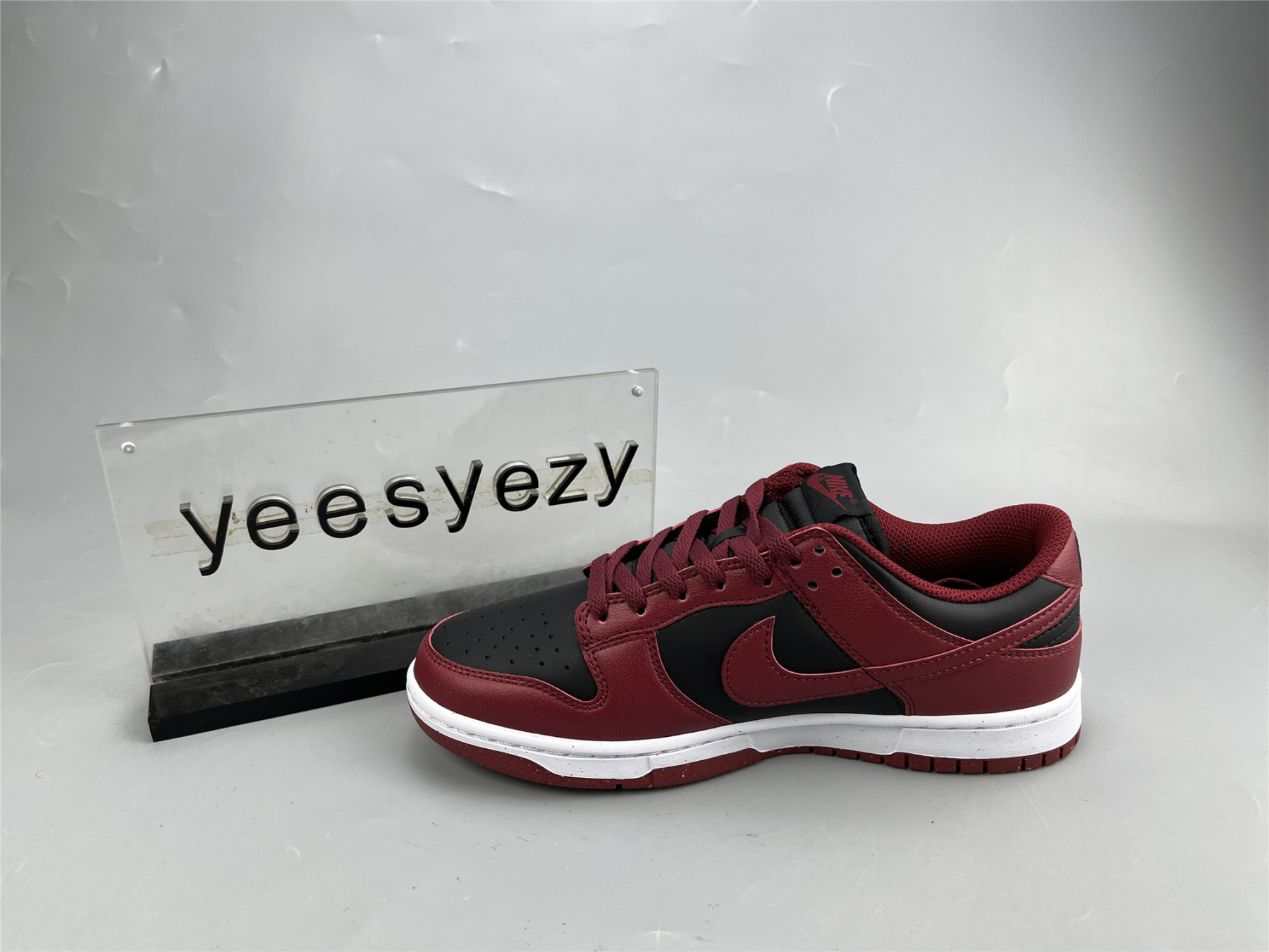 UA NIKE WMNS DUNK LOW NEXT NATURE 