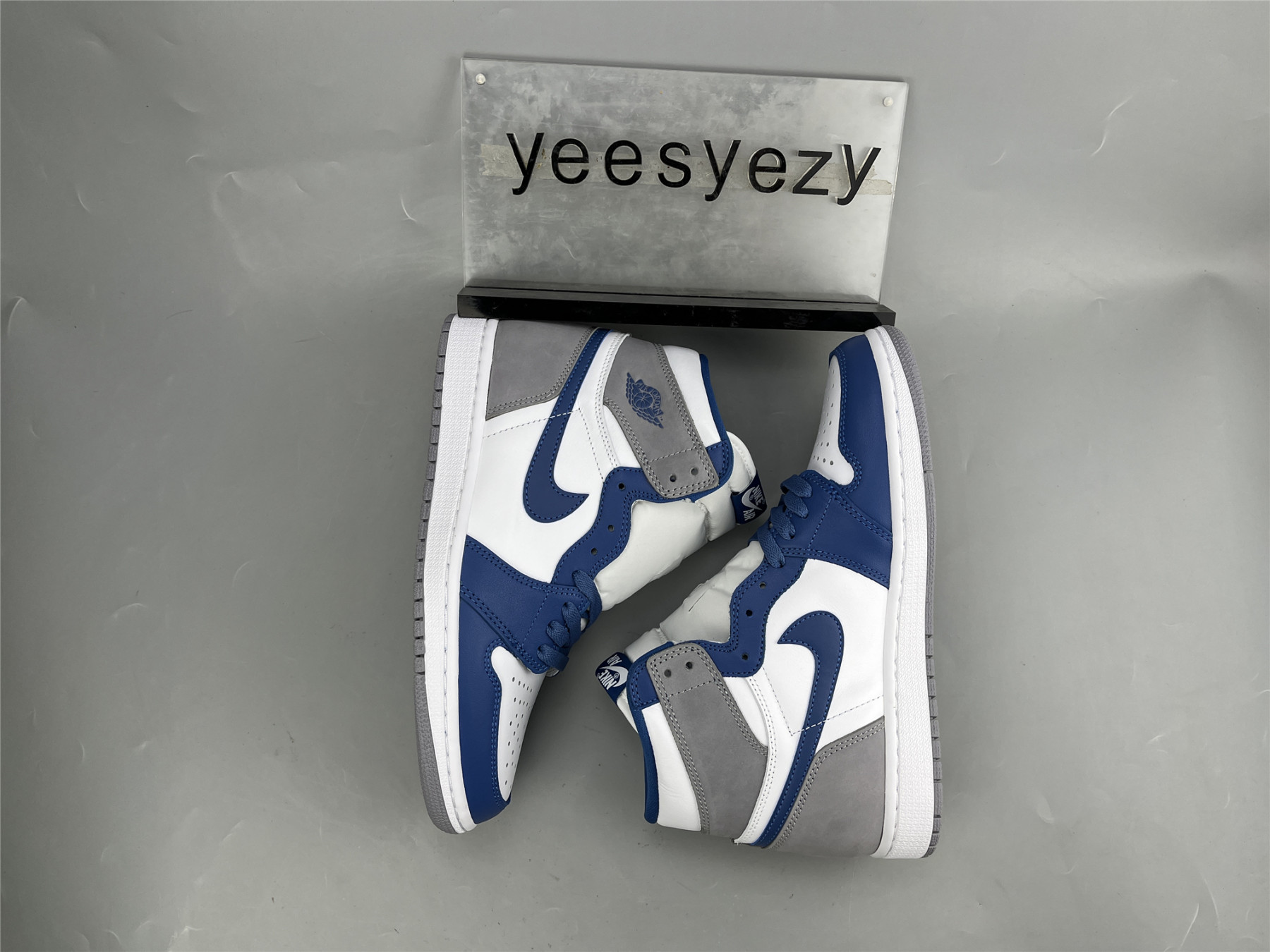 UA AIR JORDAN 1 RETRO HIGH OG GS 