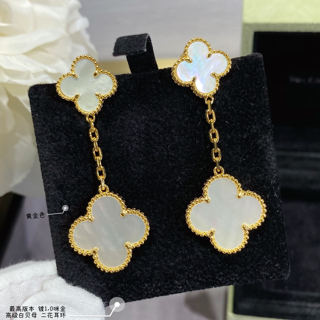 V*n Cl**f & Arpels High-grade white Fritillaria Two Flowers Earrings