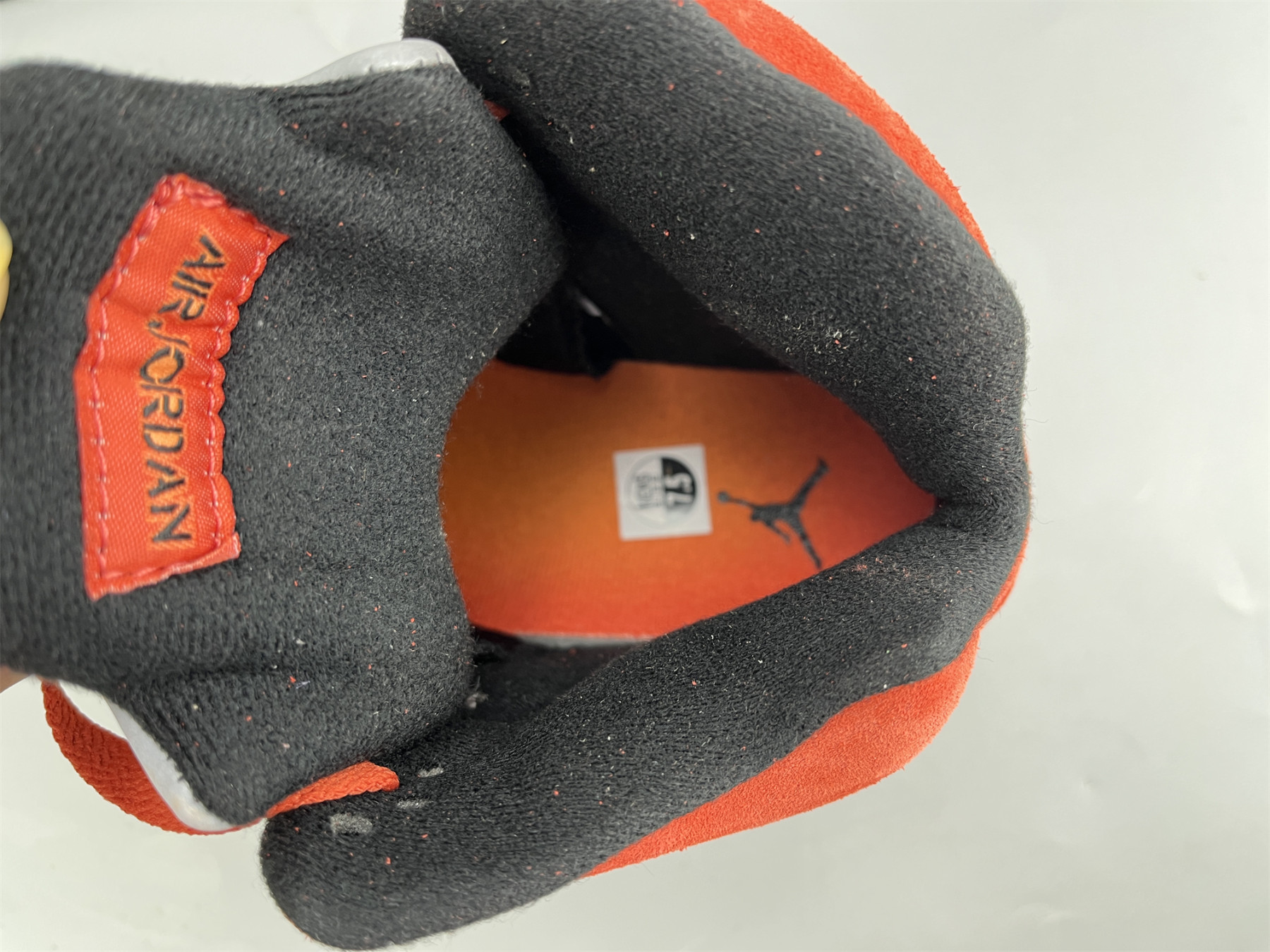 UA WMNS AIR JORDAN 5 RETRO 