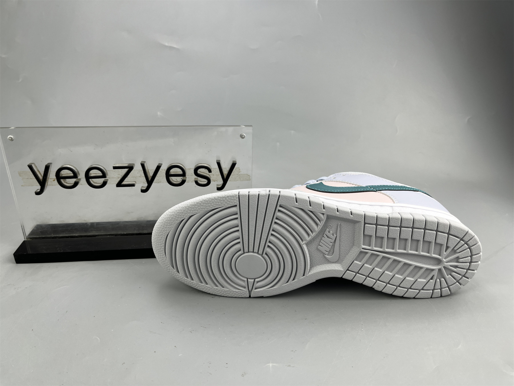 UA NIKE DUNK LOW GS MINERAL TERAL