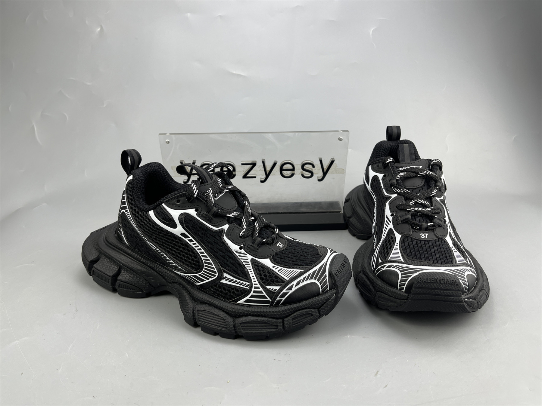 UA PHANTOM SNEAKER BLACK WHITE