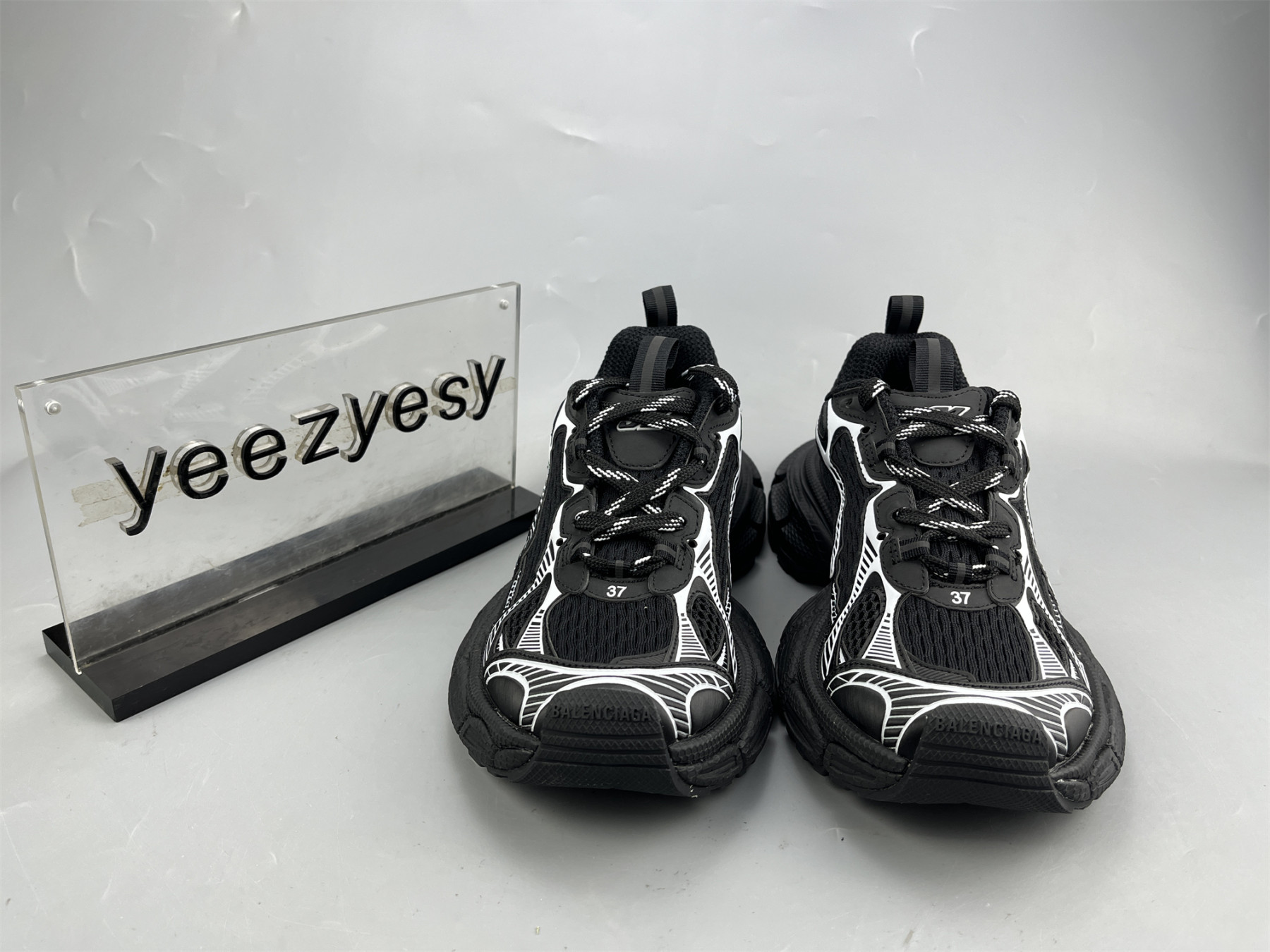 UA PHANTOM SNEAKER BLACK WHITE