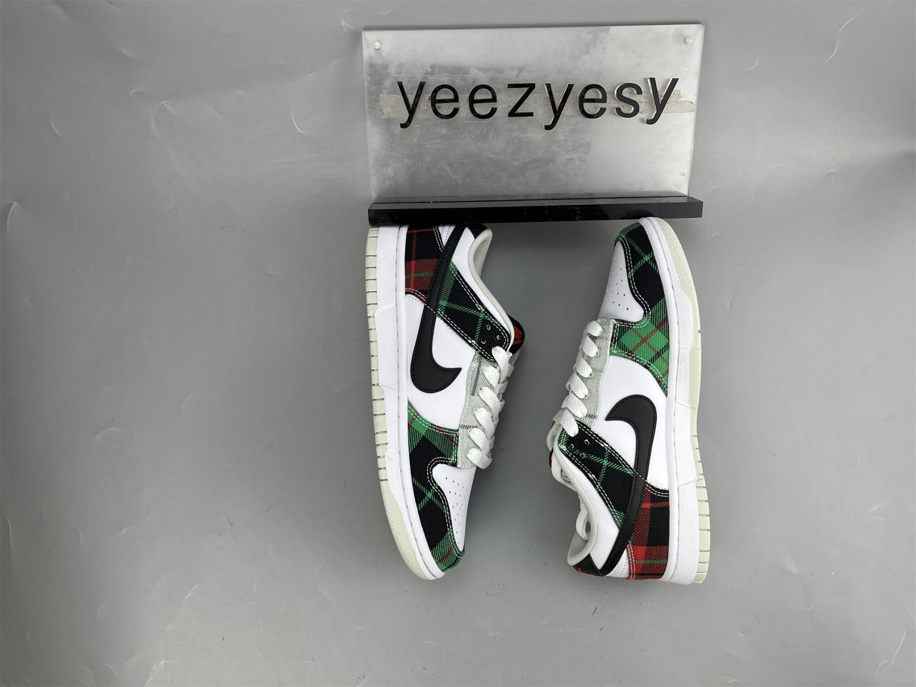 UA NIKE DUNK LOW PREMIUM 