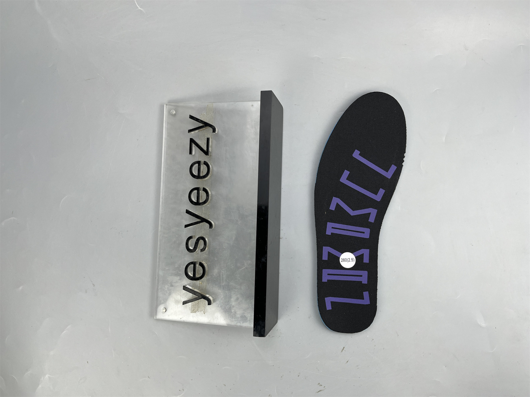 UA AIR JORDAN 1 LOW SE 