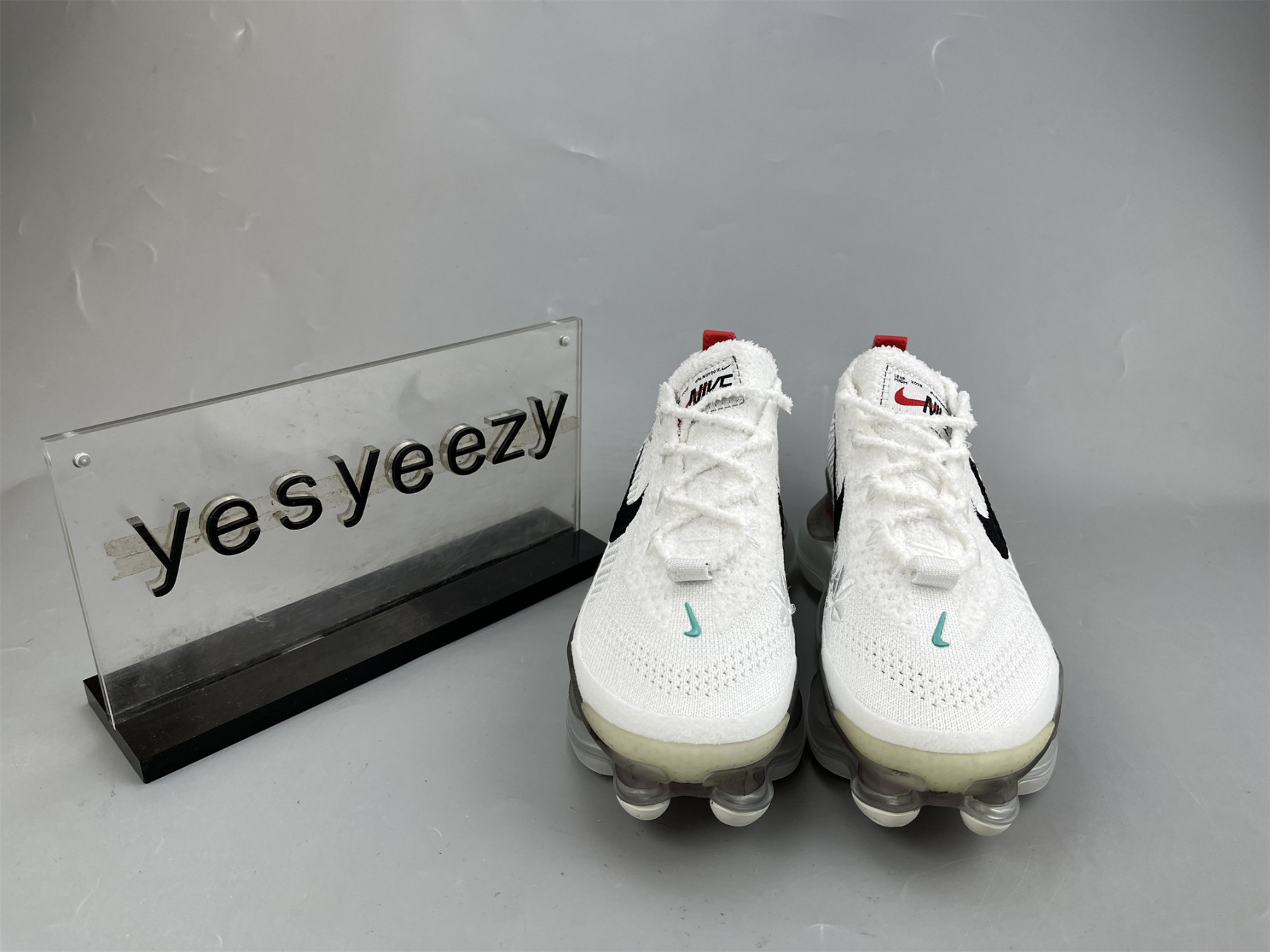 UA NIKE AIR MAX SCORPION FLYKNIT 