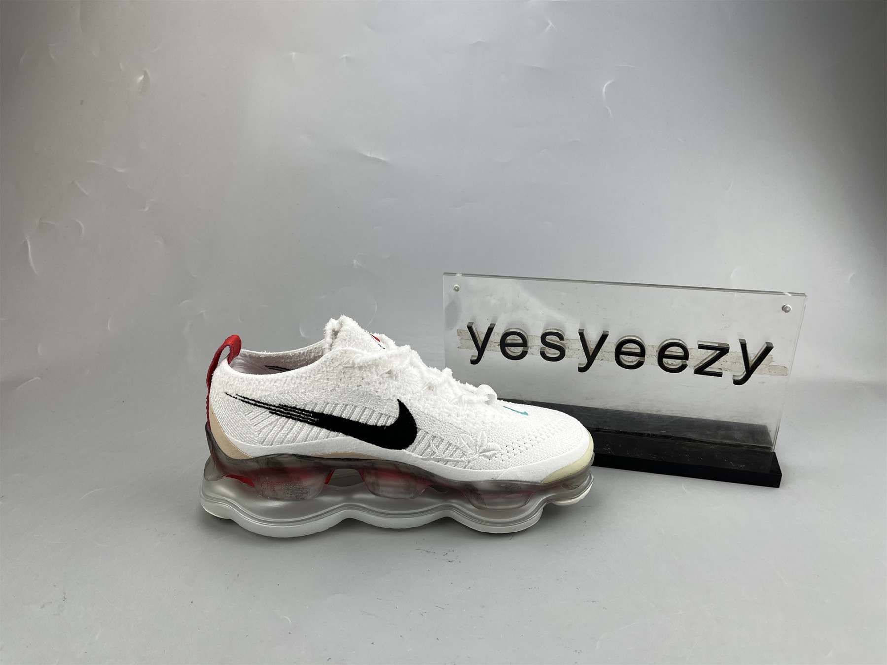 UA NIKE AIR MAX SCORPION FLYKNIT 