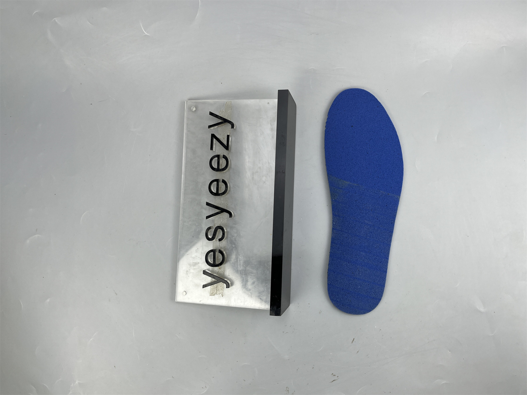 UA AIR JORDAN 13 RETRO 