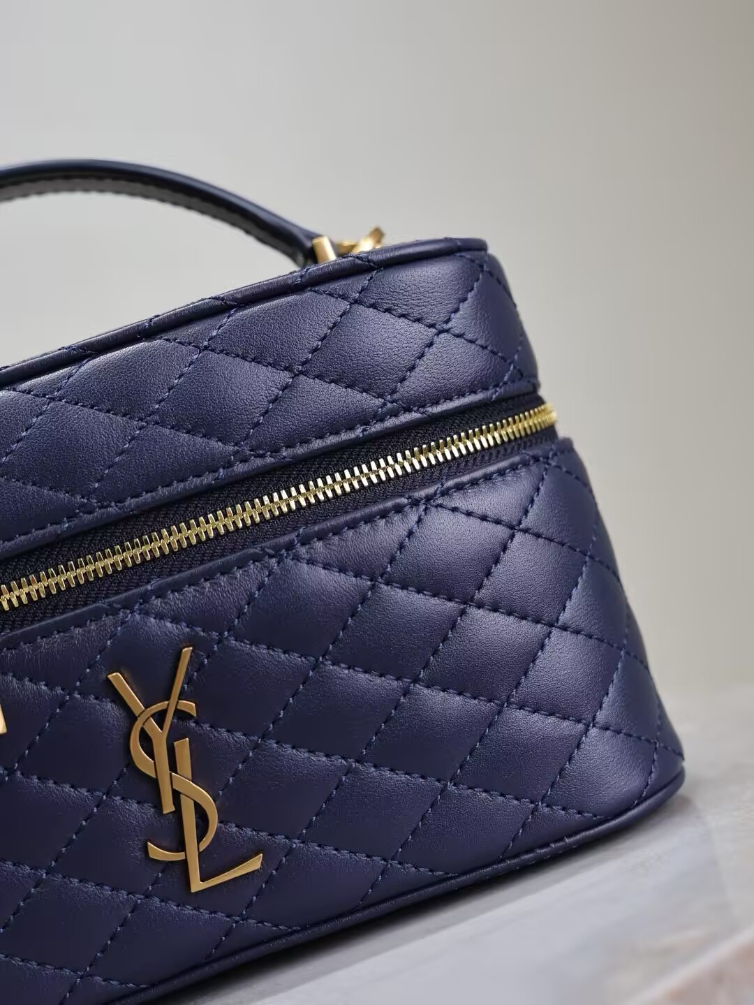 Y51 GABY VANITY BAG 18x11x6.5cm