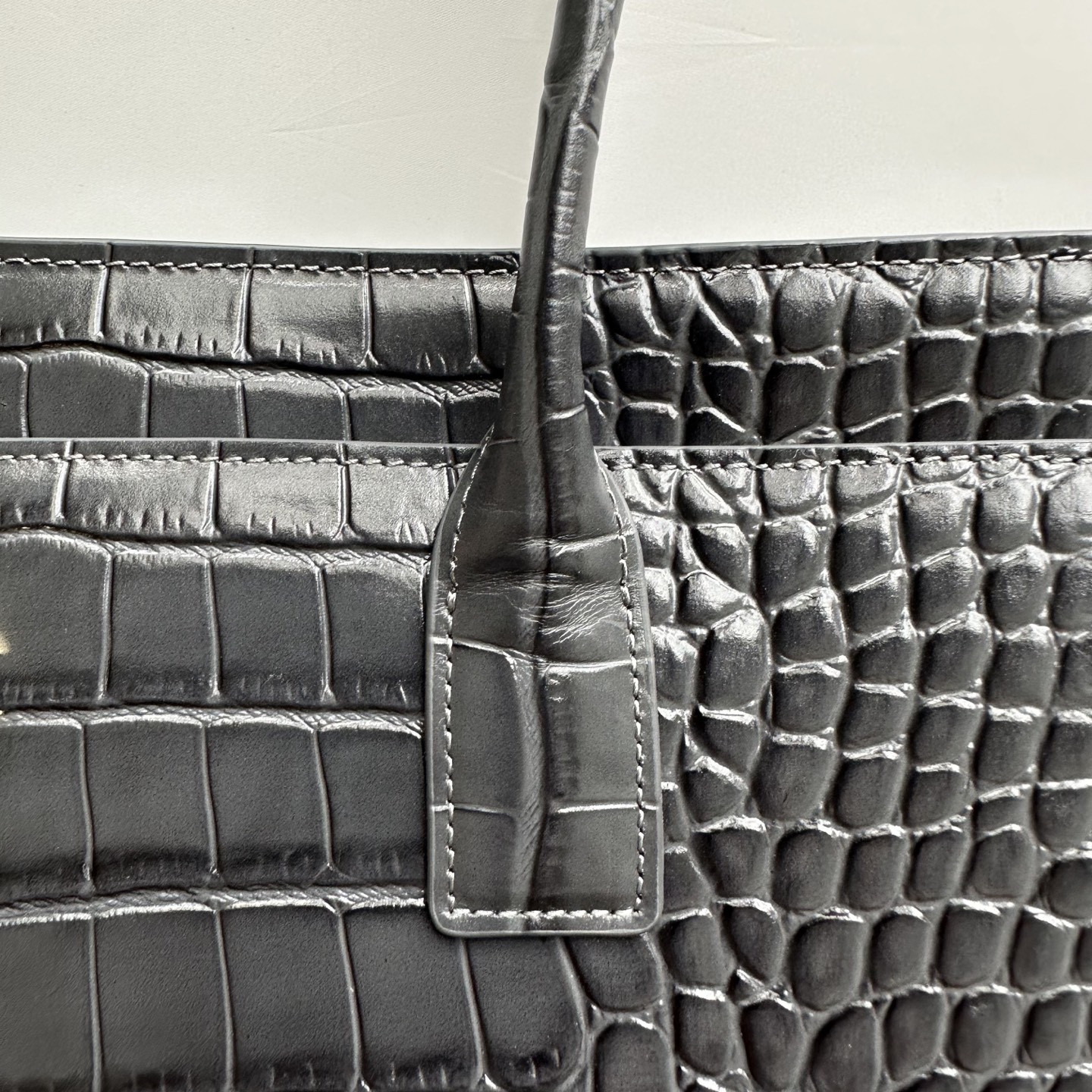 Ch**el Tote Crocodile-embossed Bag Gray 35x20x13cm