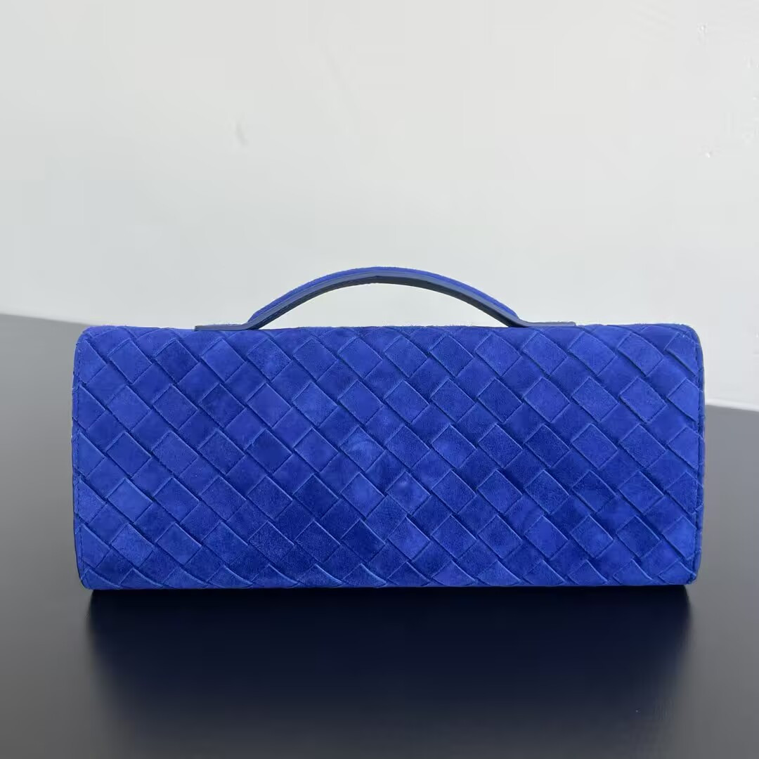 BOTTEGA VENETA Long Clutch Andiamo With Handle Fondant 31x13x3cm