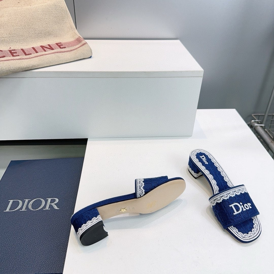 UA D10ramour D10r Dentelle Heeled Slide