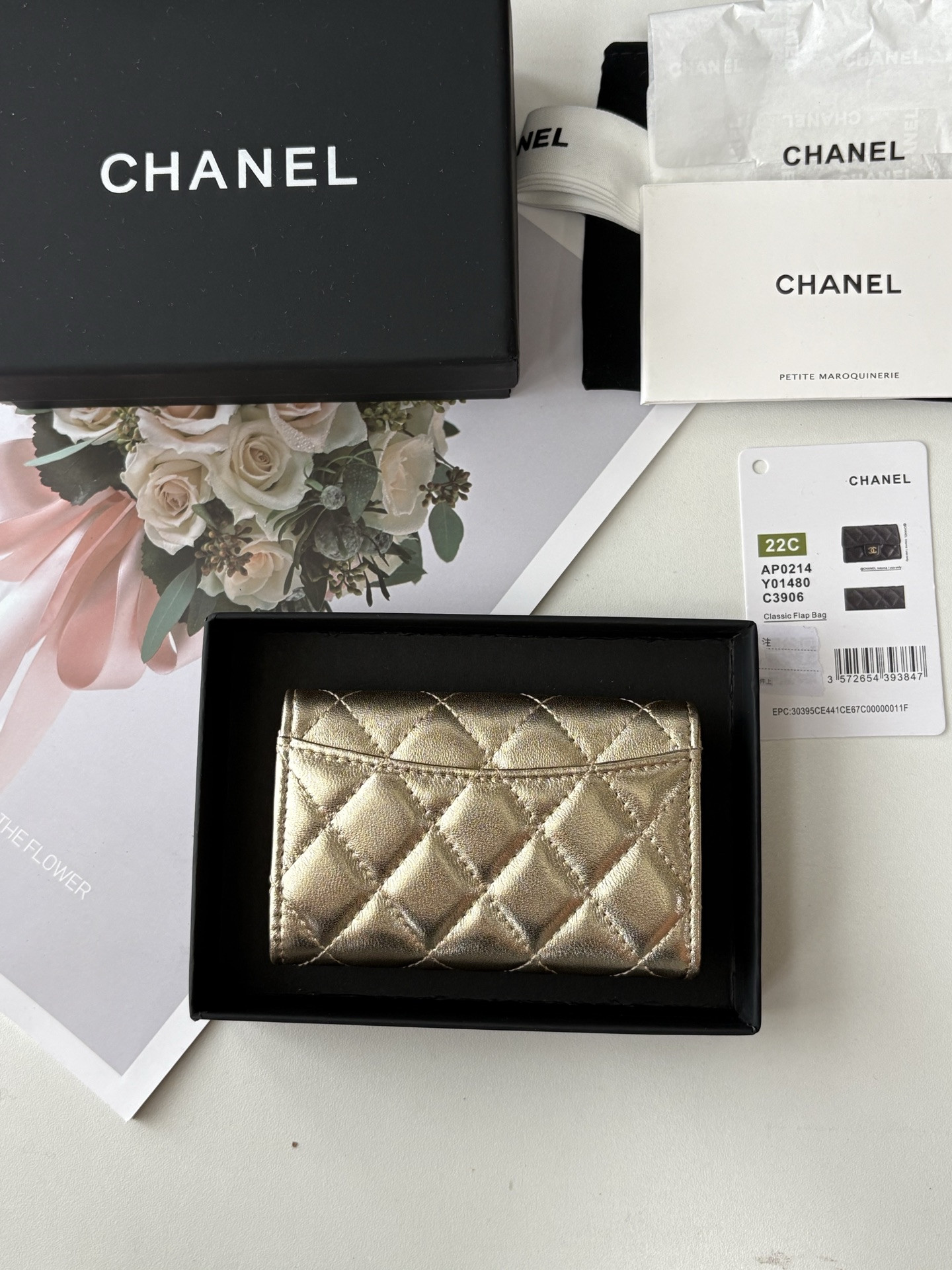 Ch**el Flap Card Holder Lambskin AP0214 11x8.5x3cm