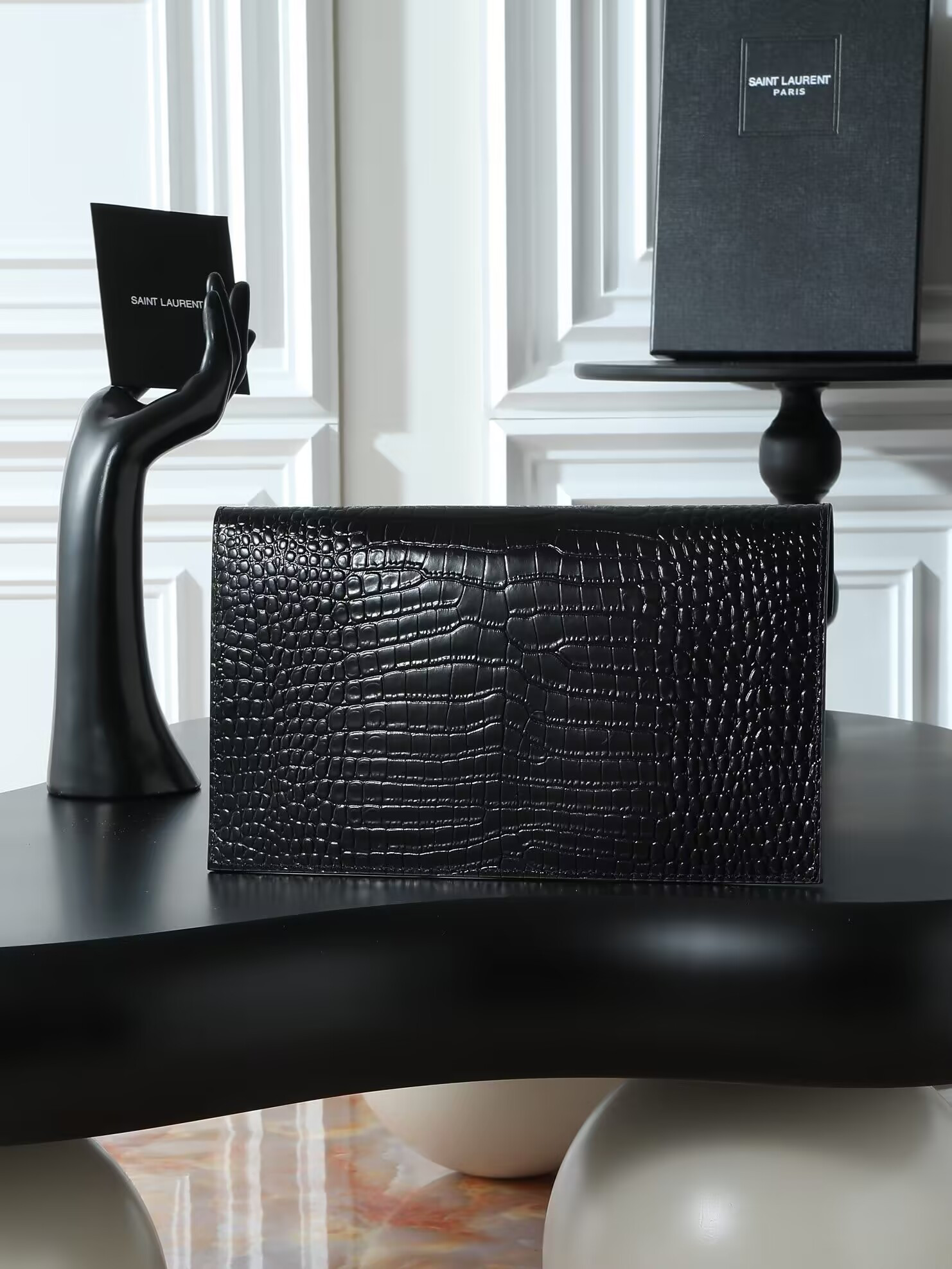 Y51 UPTOWN POUCH IN CROCODILE-EMBOSSED SHINY LEATHER BLACK 27 X 16 X 2 CM
