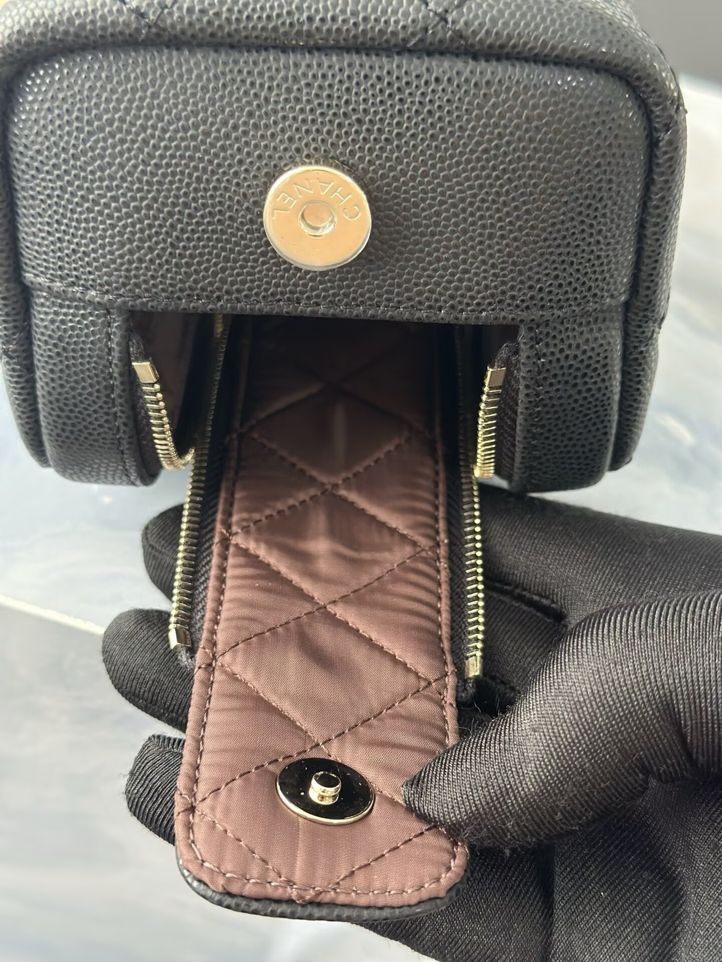 Ch**el Pouch Bag A31109 18x9x9cm