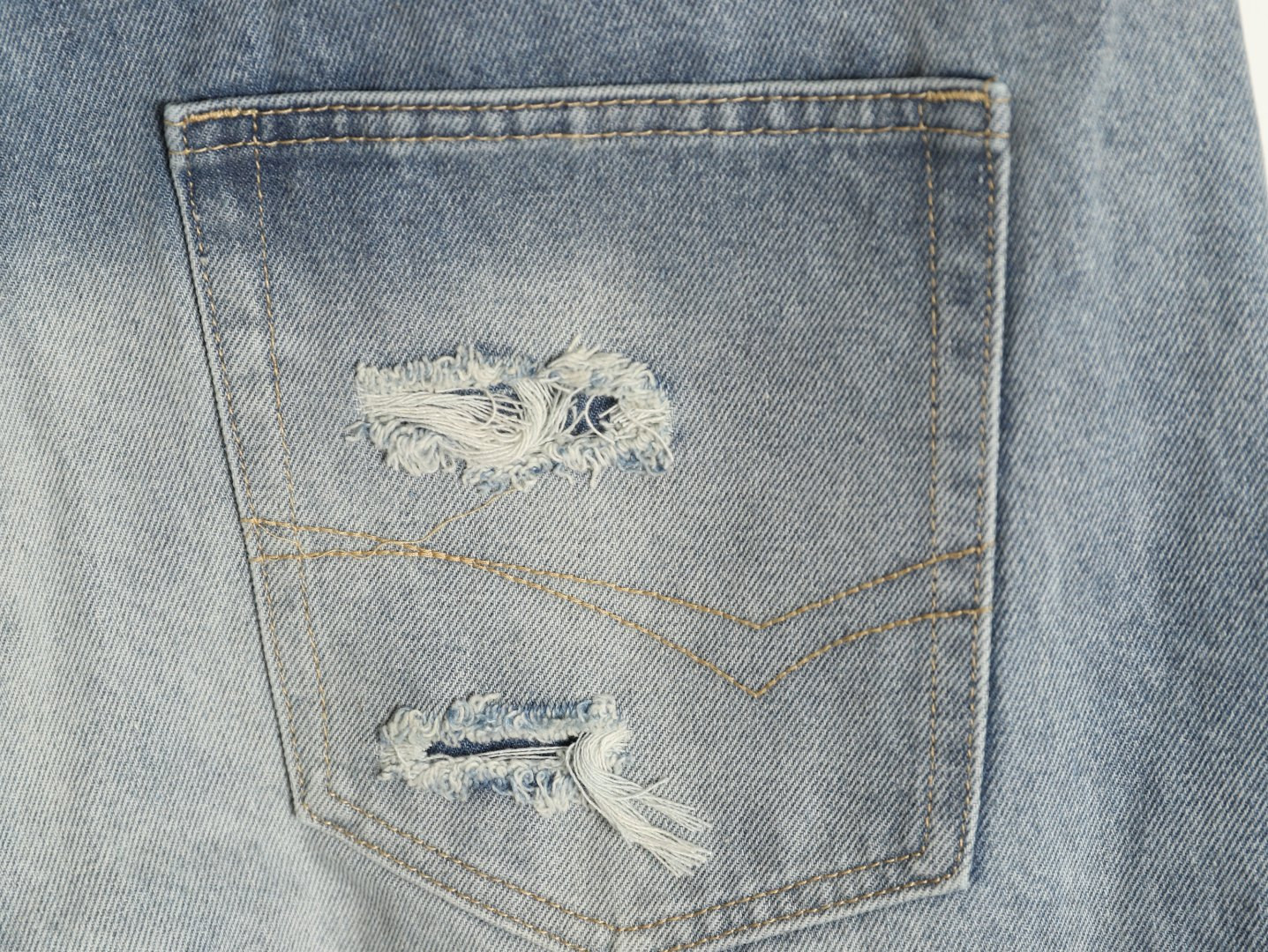 Ba1en*iaga 26ss shorts