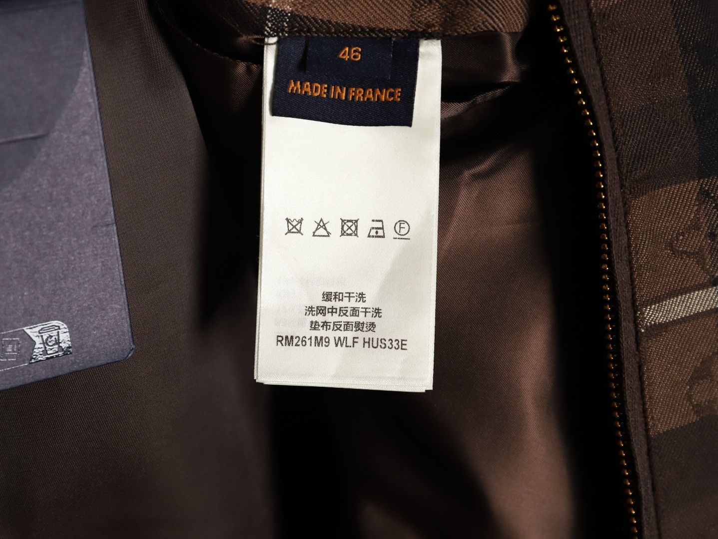 L0vis Vvtt0n Coats Suit