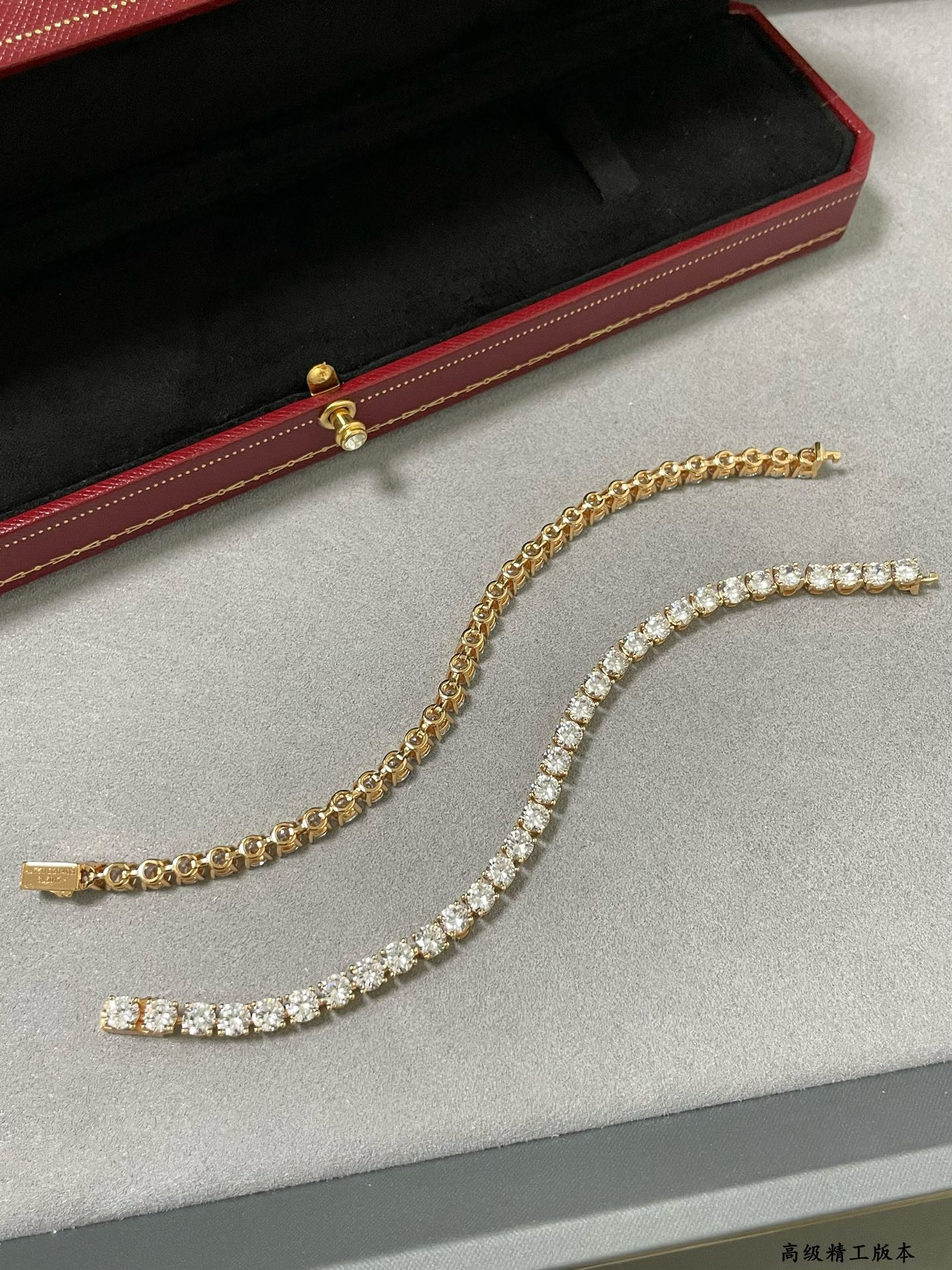 Ca*t1er full D1am0nd four-claw Bracelet