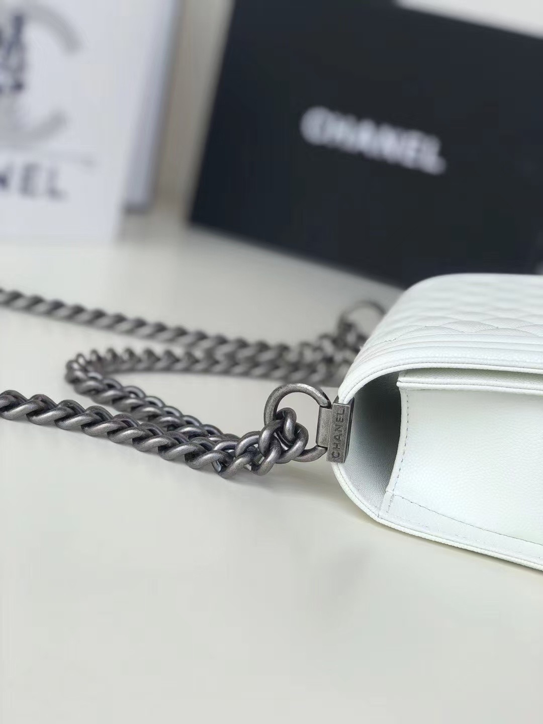 Ch**el Small BOY Ch**el Handbag 20x12x7cm