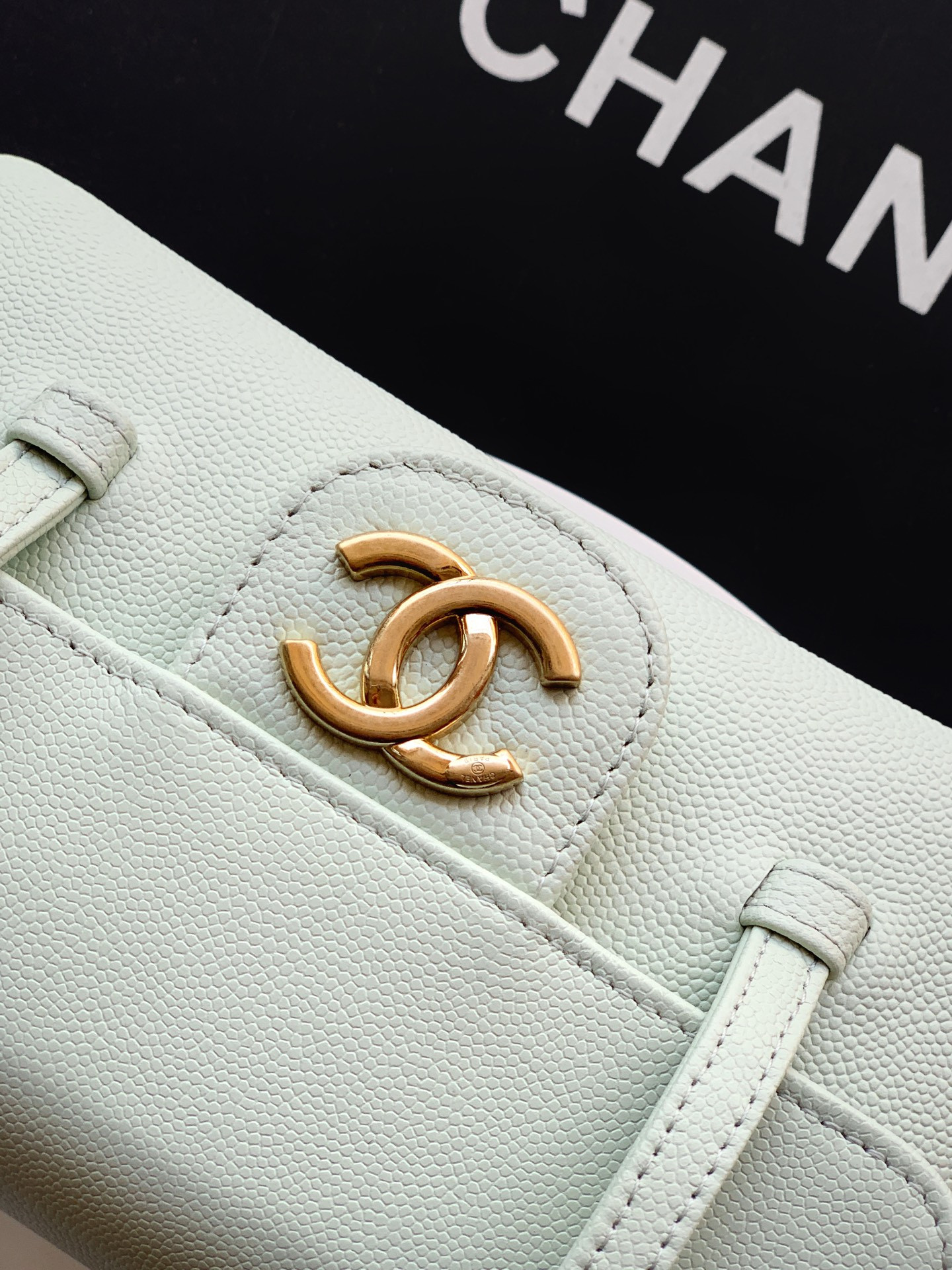 Chanel Flap Bag 11.5x17x5cm