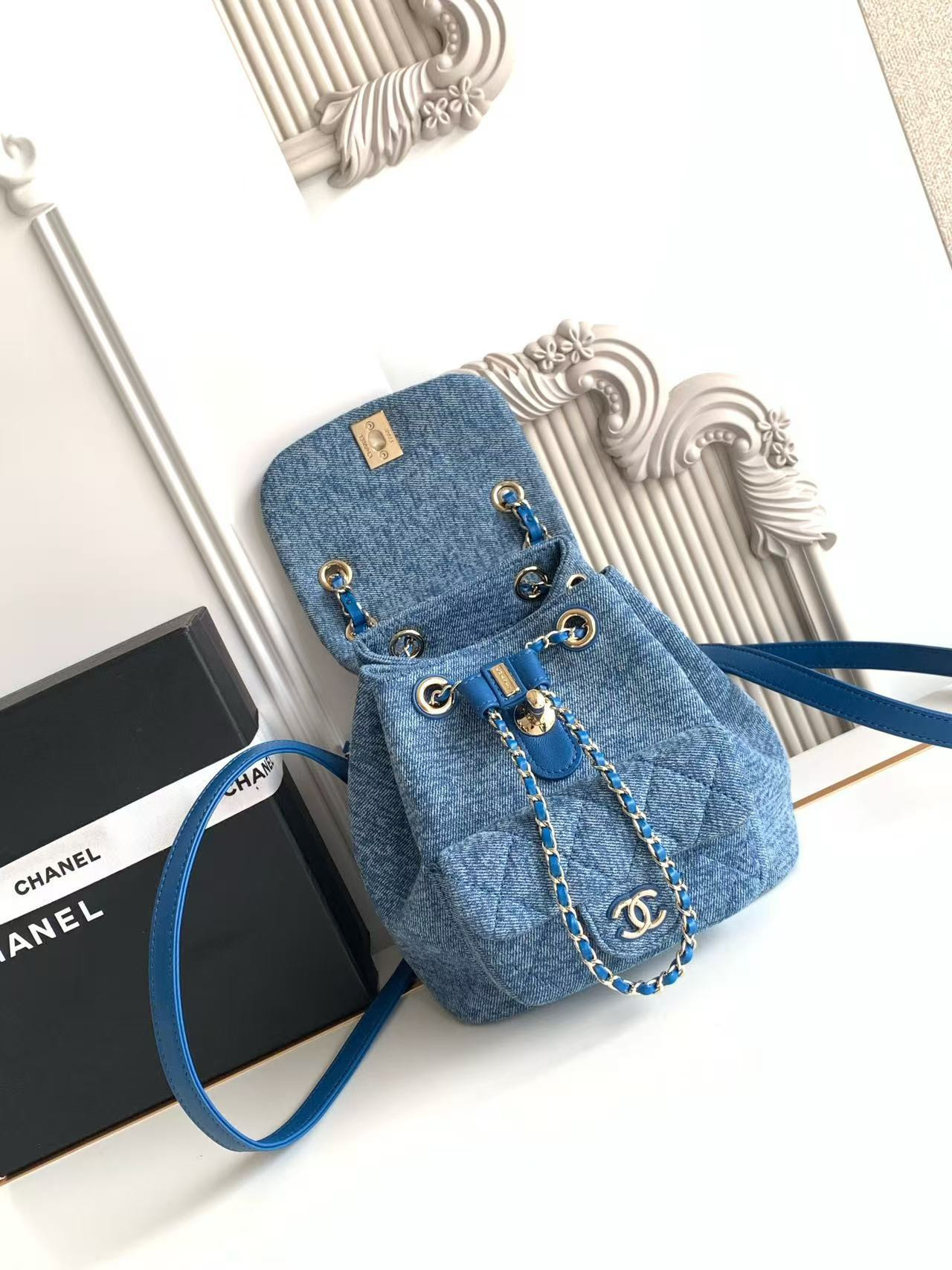 Ch**el Backpack AS2805 18x18x12cm