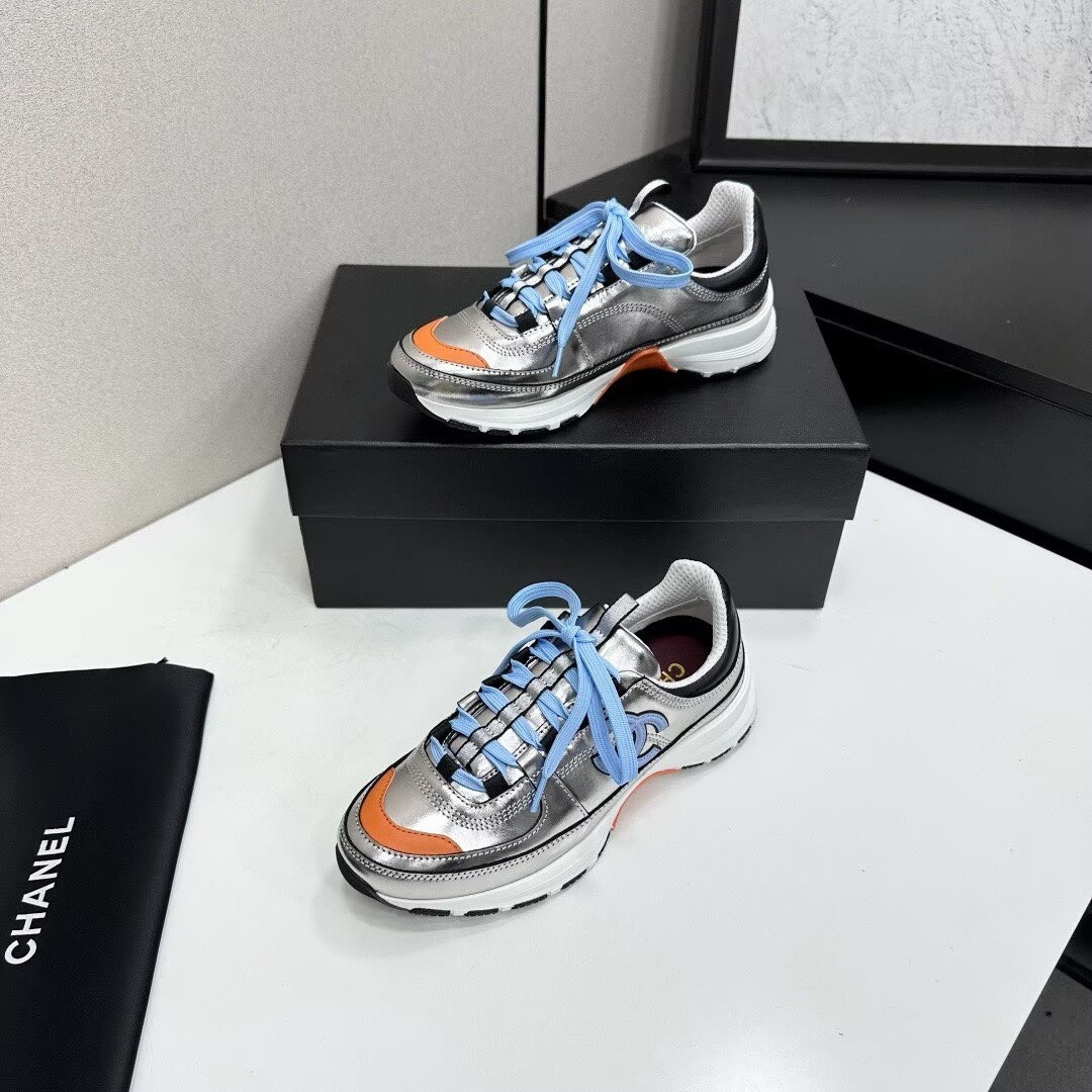 UA Ch**el SNEAKERS