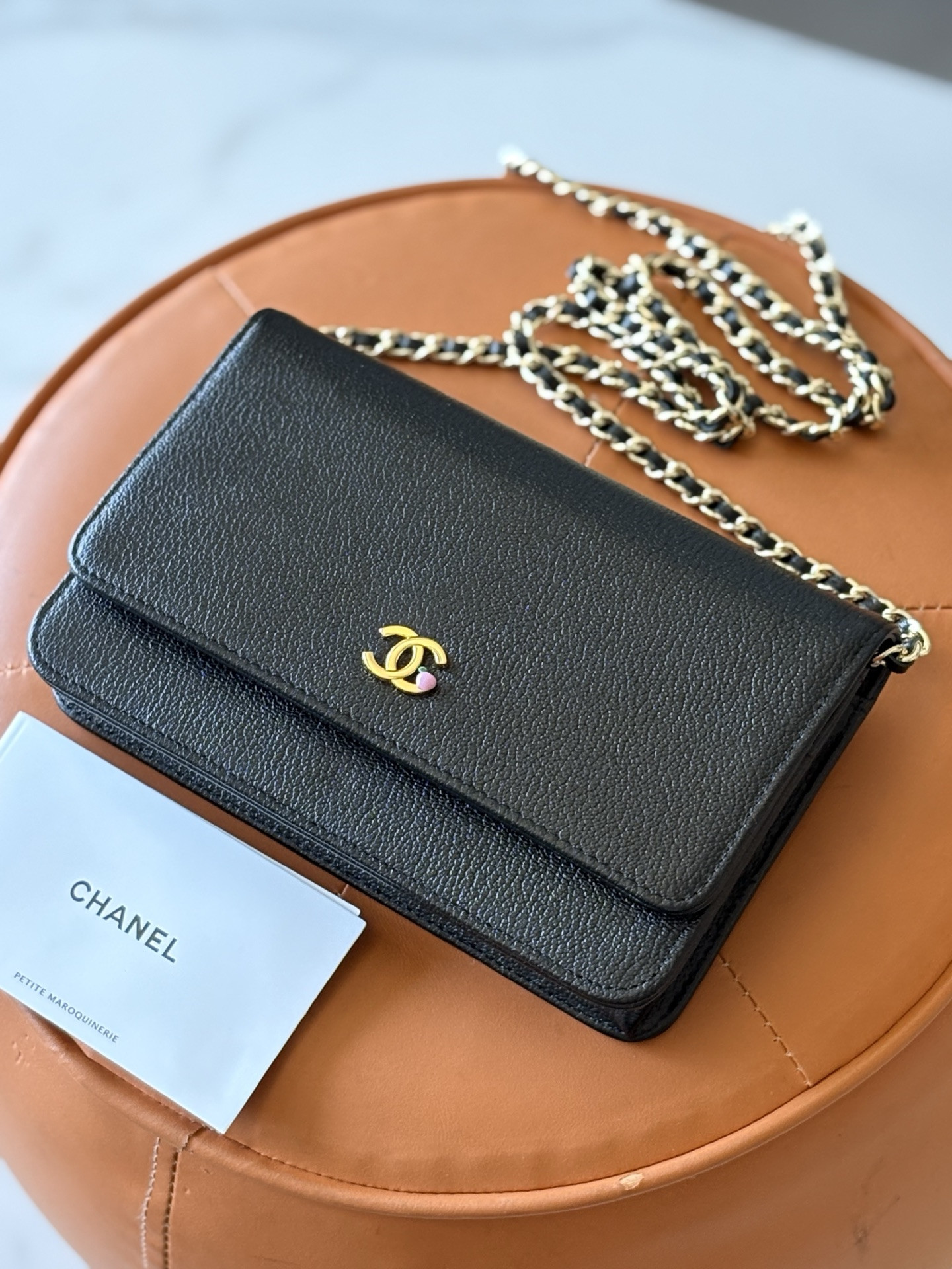 Ch**el Wallet On Chain AP5301 19x12.5x3cm