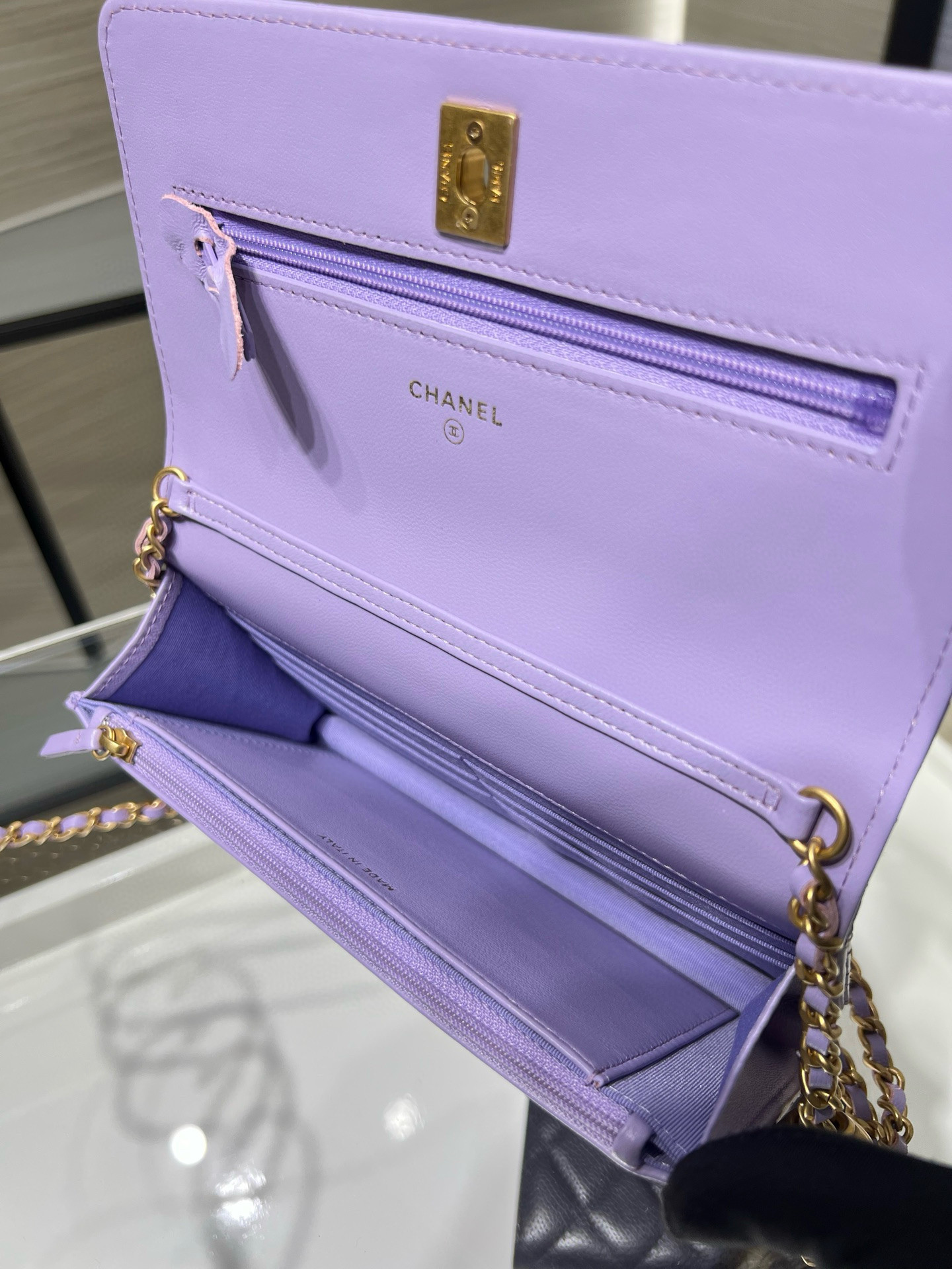 Chanel WOC AP1450 19cm