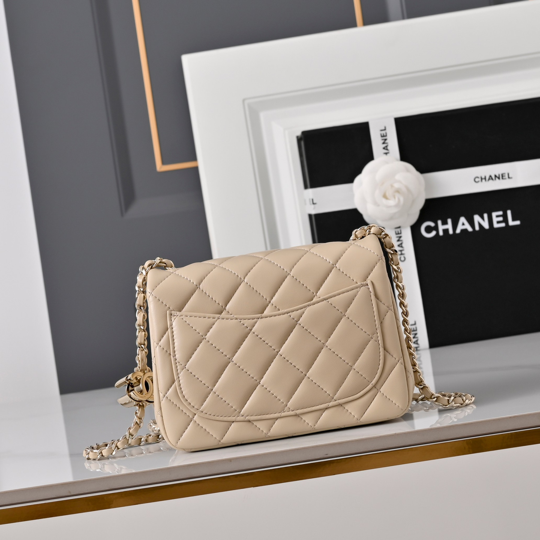 Ch**el Classic Flap Handbag CFin Milk Tea with Light gold hardware AS5758 18x13x7cm